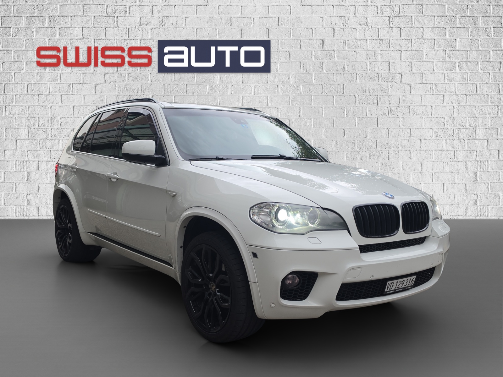 BMW X5 xDrive 40d Steptronic M-Sportpaket-image-2