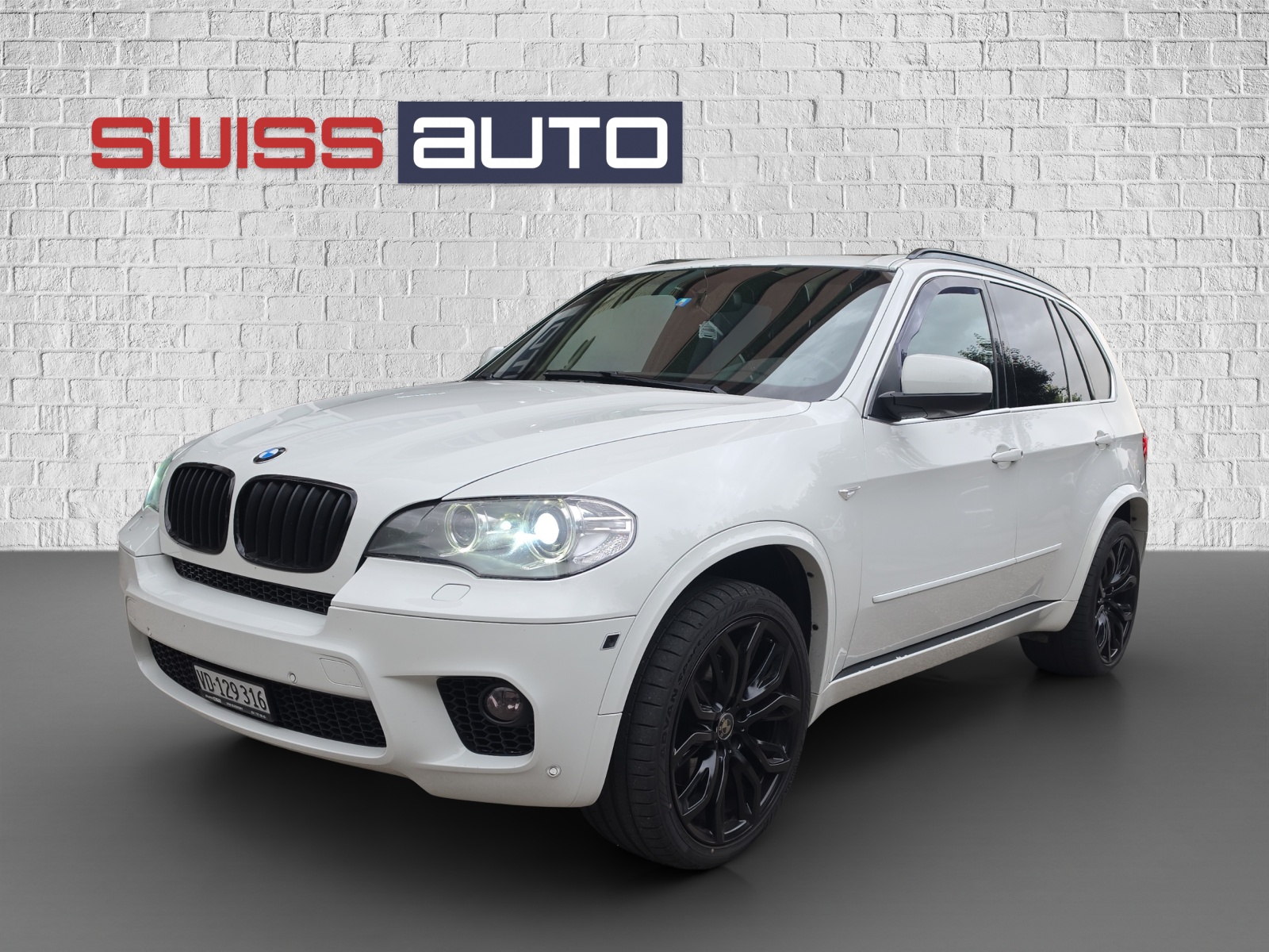 BMW X5 xDrive 40d Steptronic M-Sportpaket-image-0