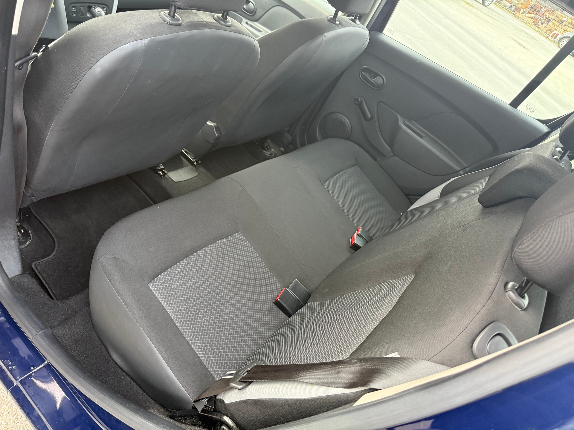 DACIA Sandero 1.2 Ambiance-image-7