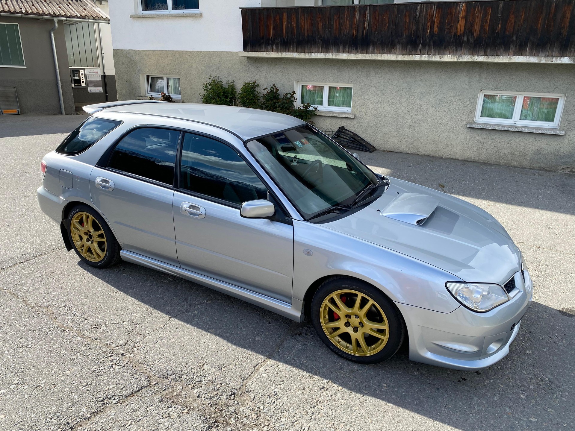 SUBARU Impreza Wagon 2.5 Turbo WRX-image-11