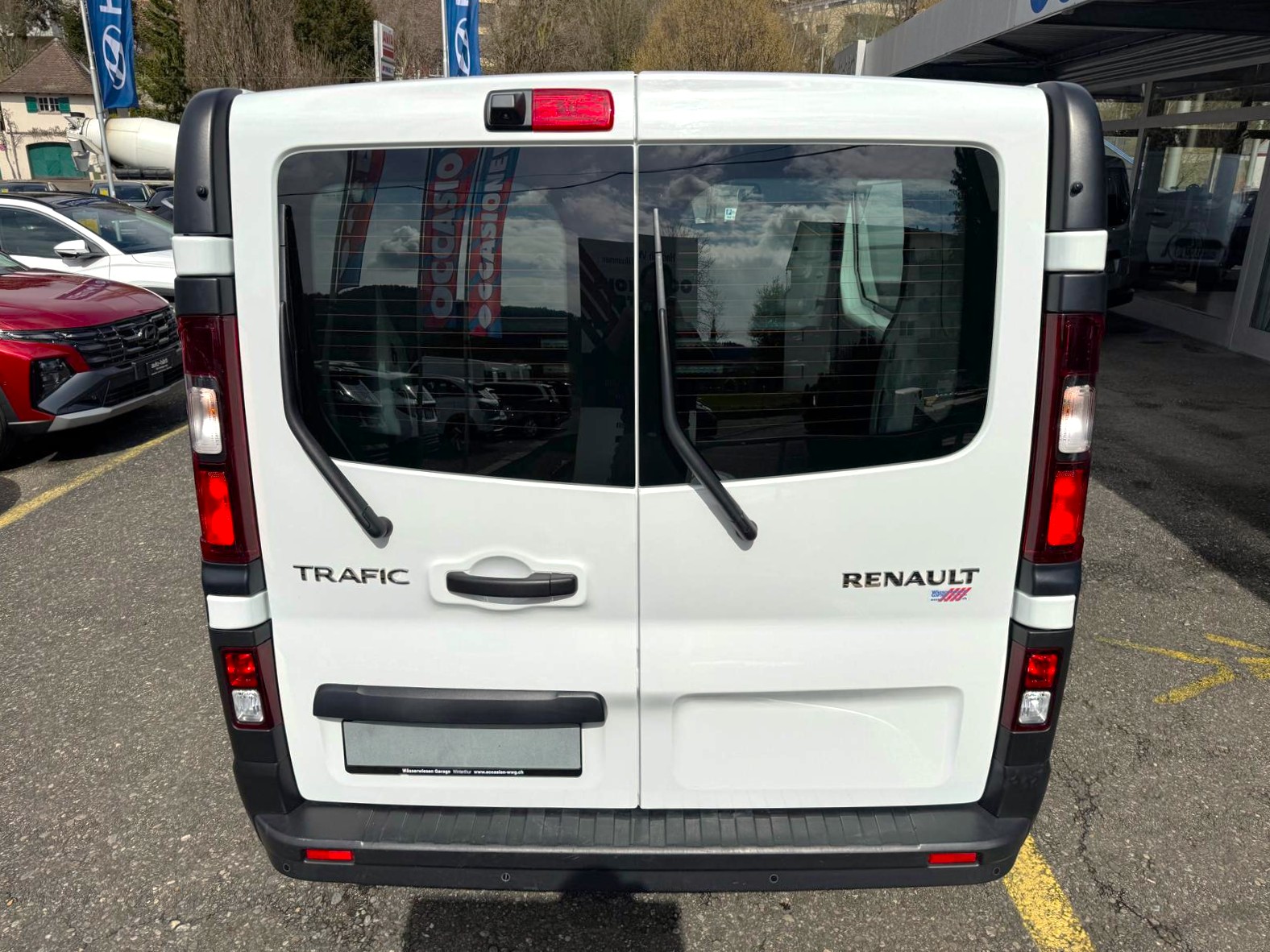 RENAULT Trafic Ene dCi120 2.0 Bus L1H1-image-13