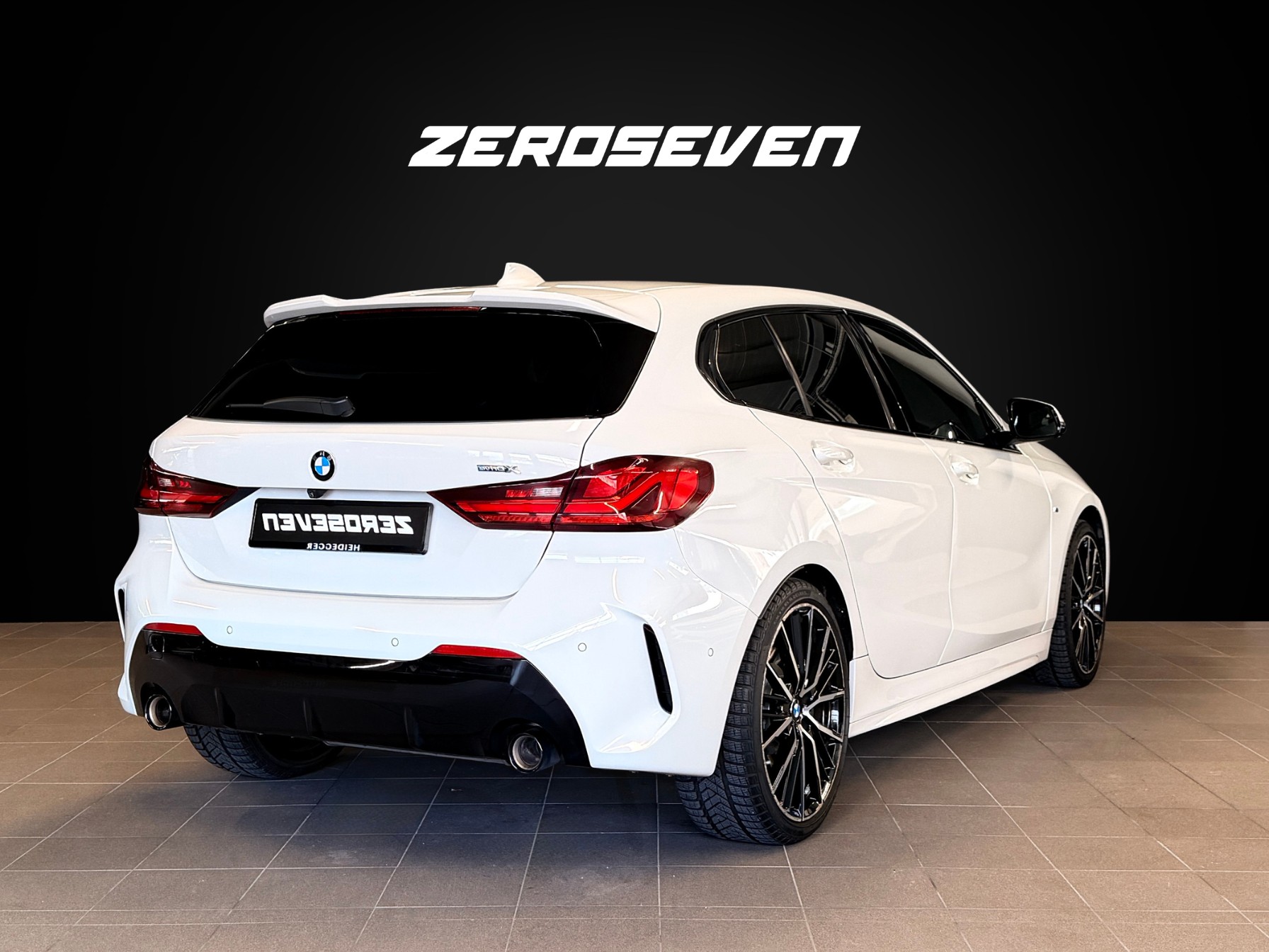 BMW 120d xDrive Steptronic Pure M Sport-image-6