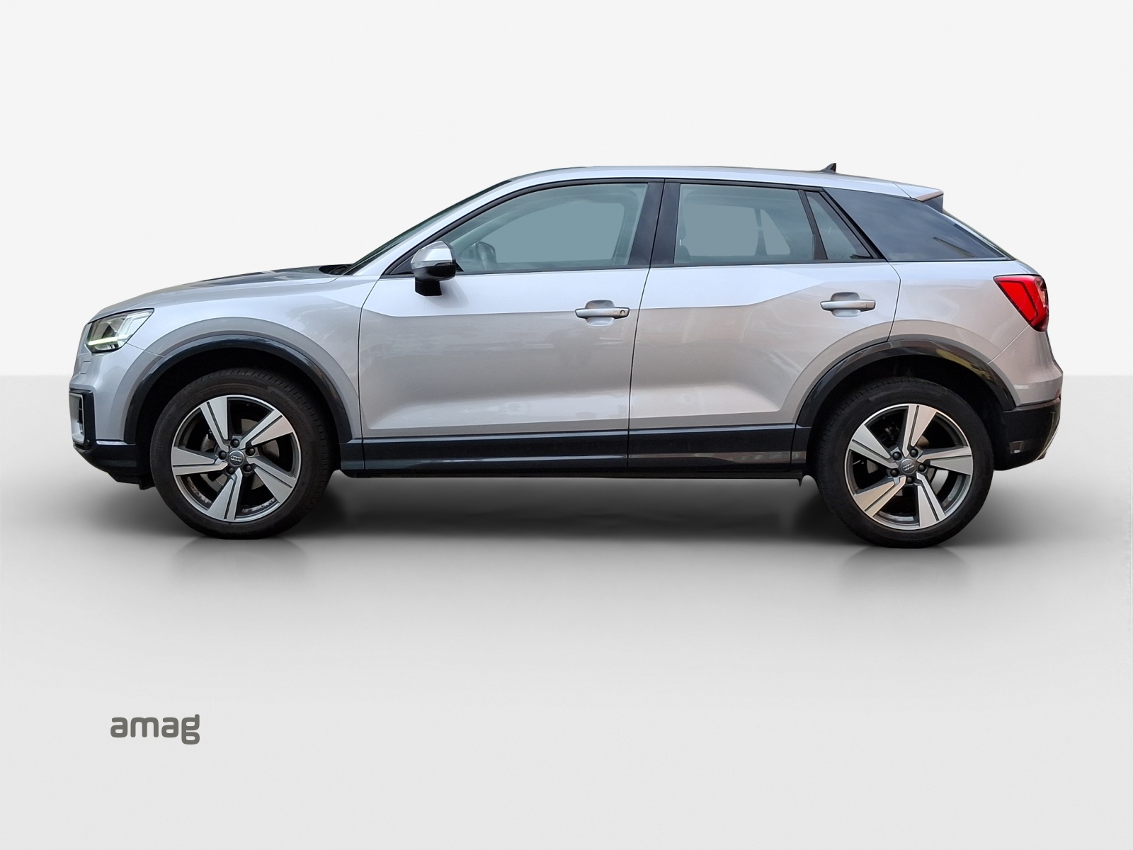 AUDI Q2 35 TFSI Design S-tronic-image-1