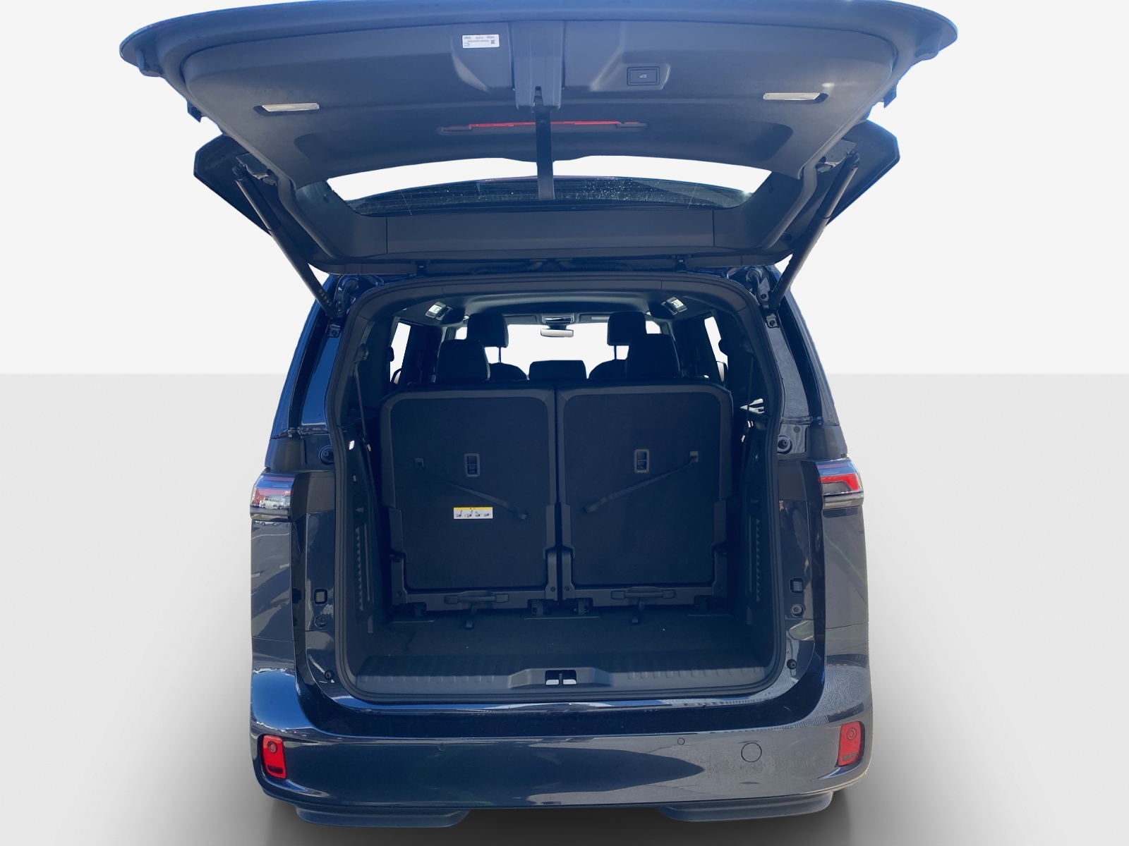 VW ID.Buzz LWB GTX 4 Motion-image-12