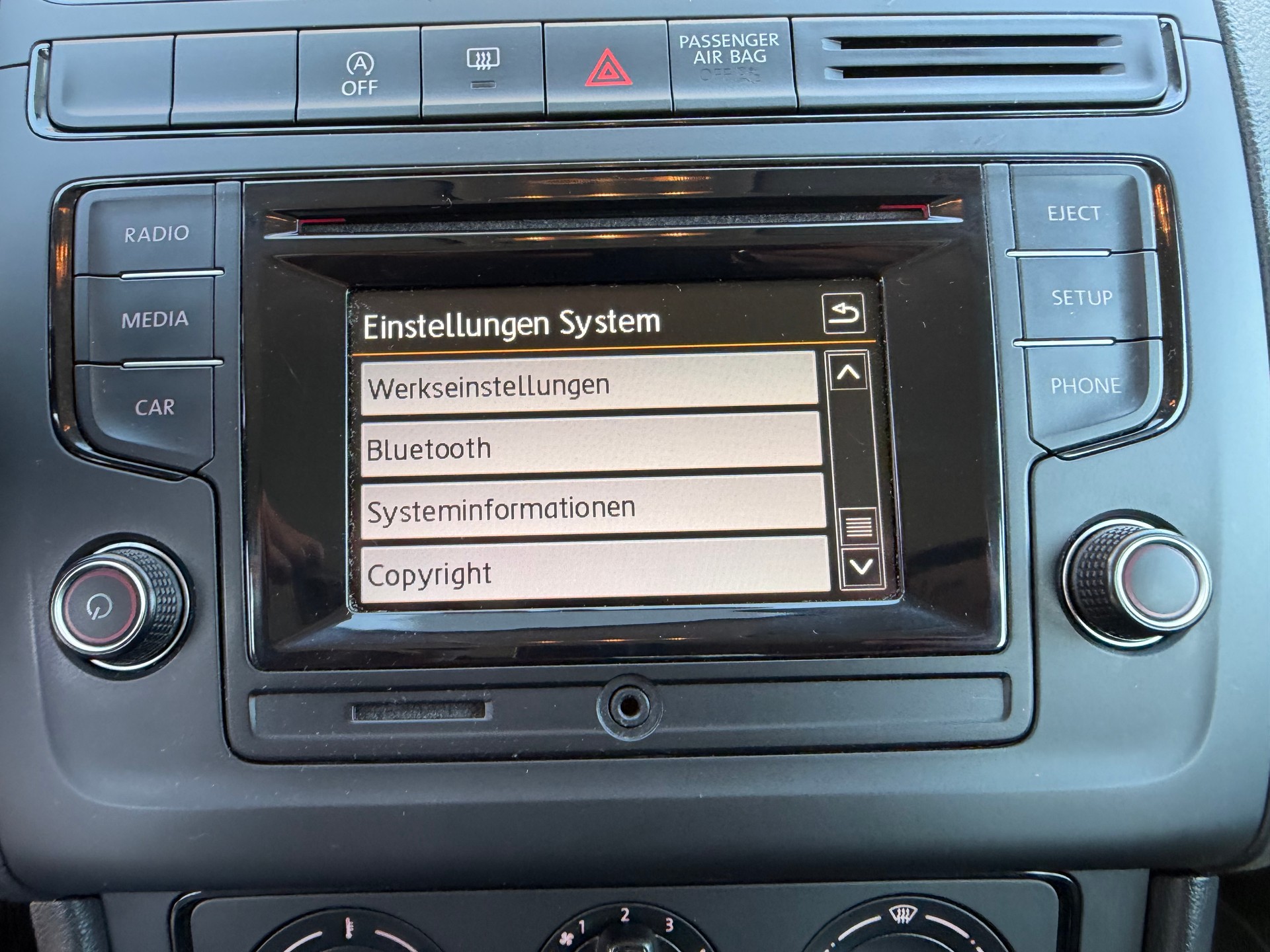 VW Polo 1.0 BMT Trendline-image-9
