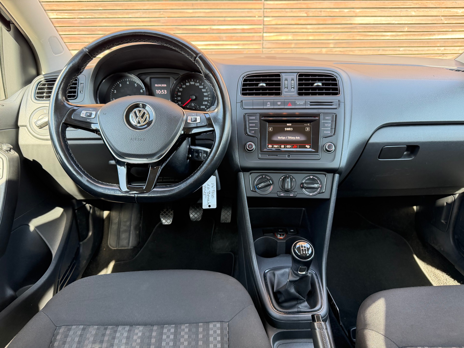 VW Polo 1.0 BMT Trendline-image-5