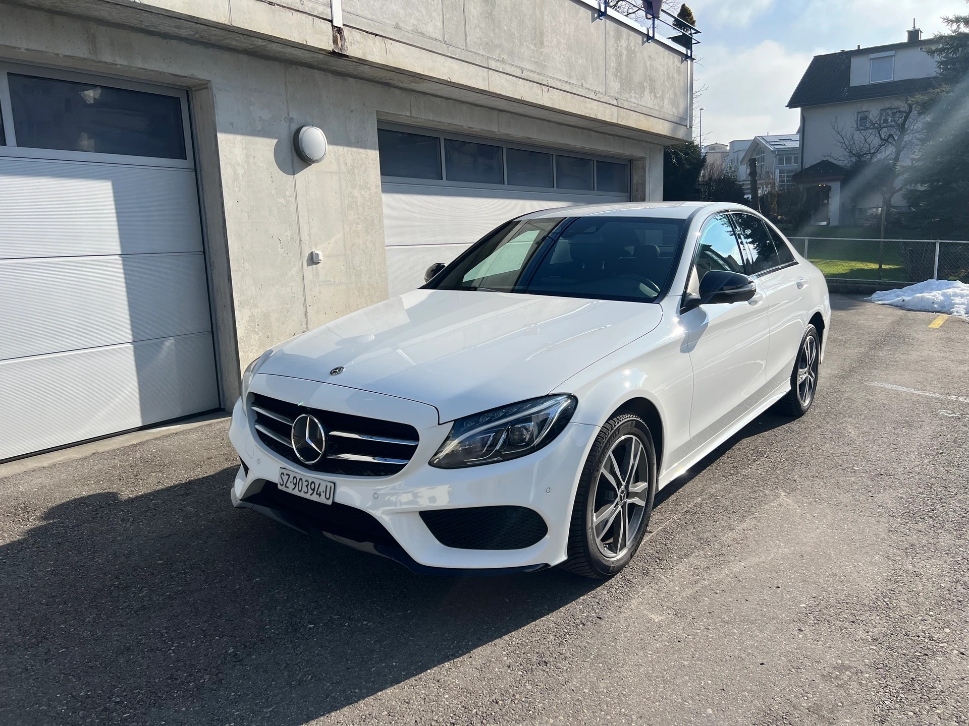 MERCEDES-BENZ C 250 BlueTEC AMG Line 4Matic 9G-Tronic-image-7