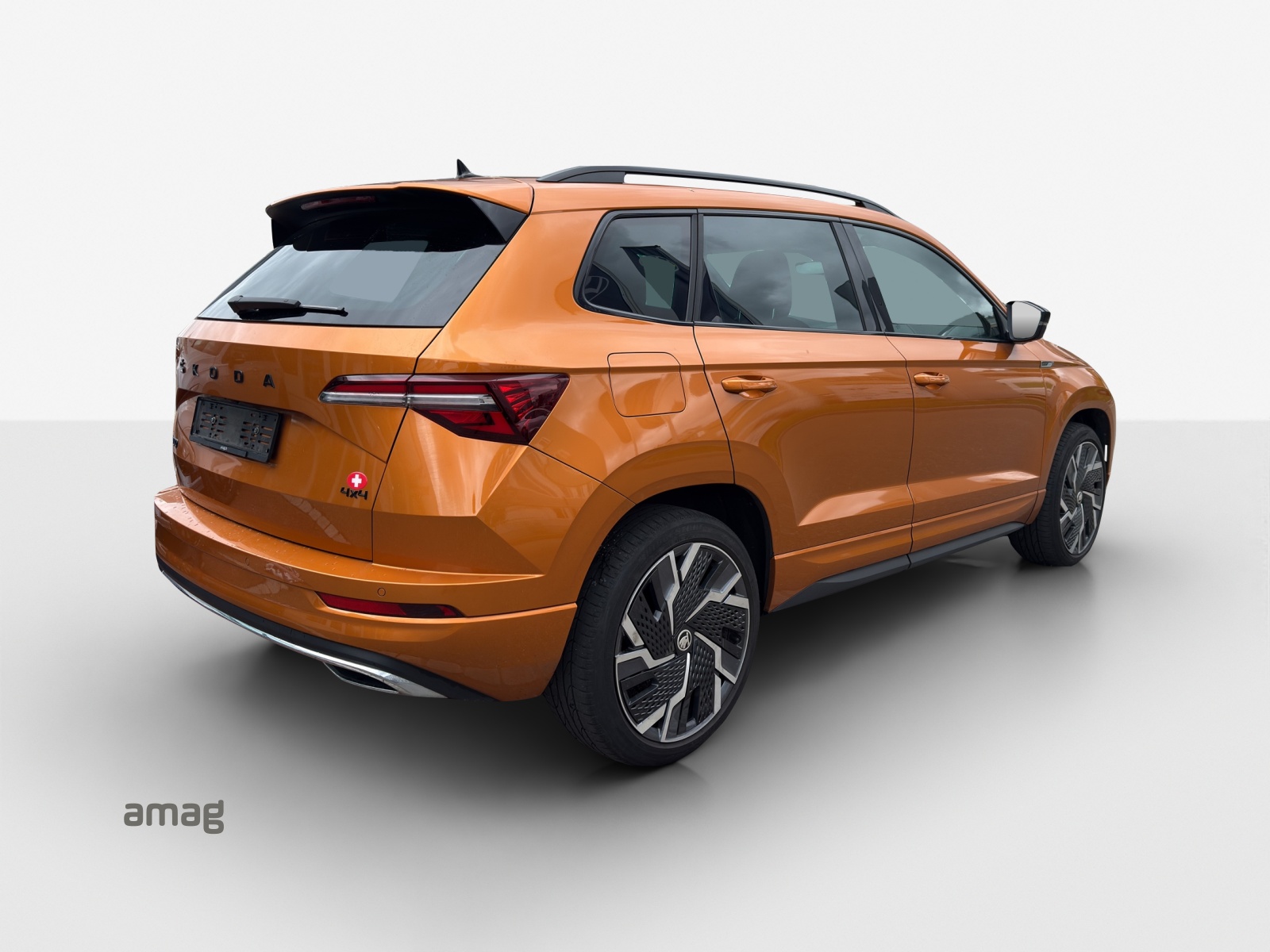 SKODA Karoq 2.0 TSI SportLine 4x4 DSG-image-4