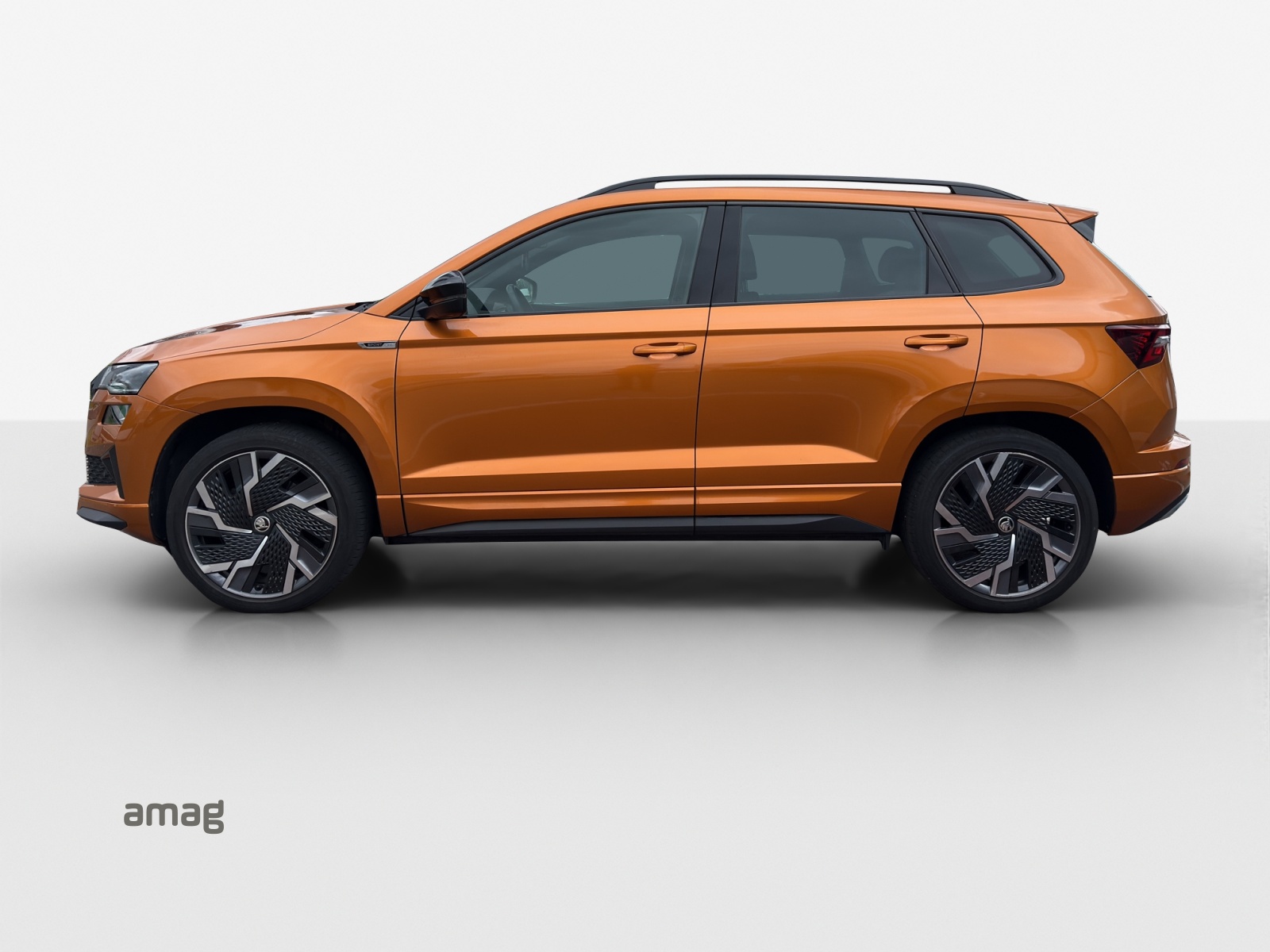 SKODA Karoq 2.0 TSI SportLine 4x4 DSG-image-1