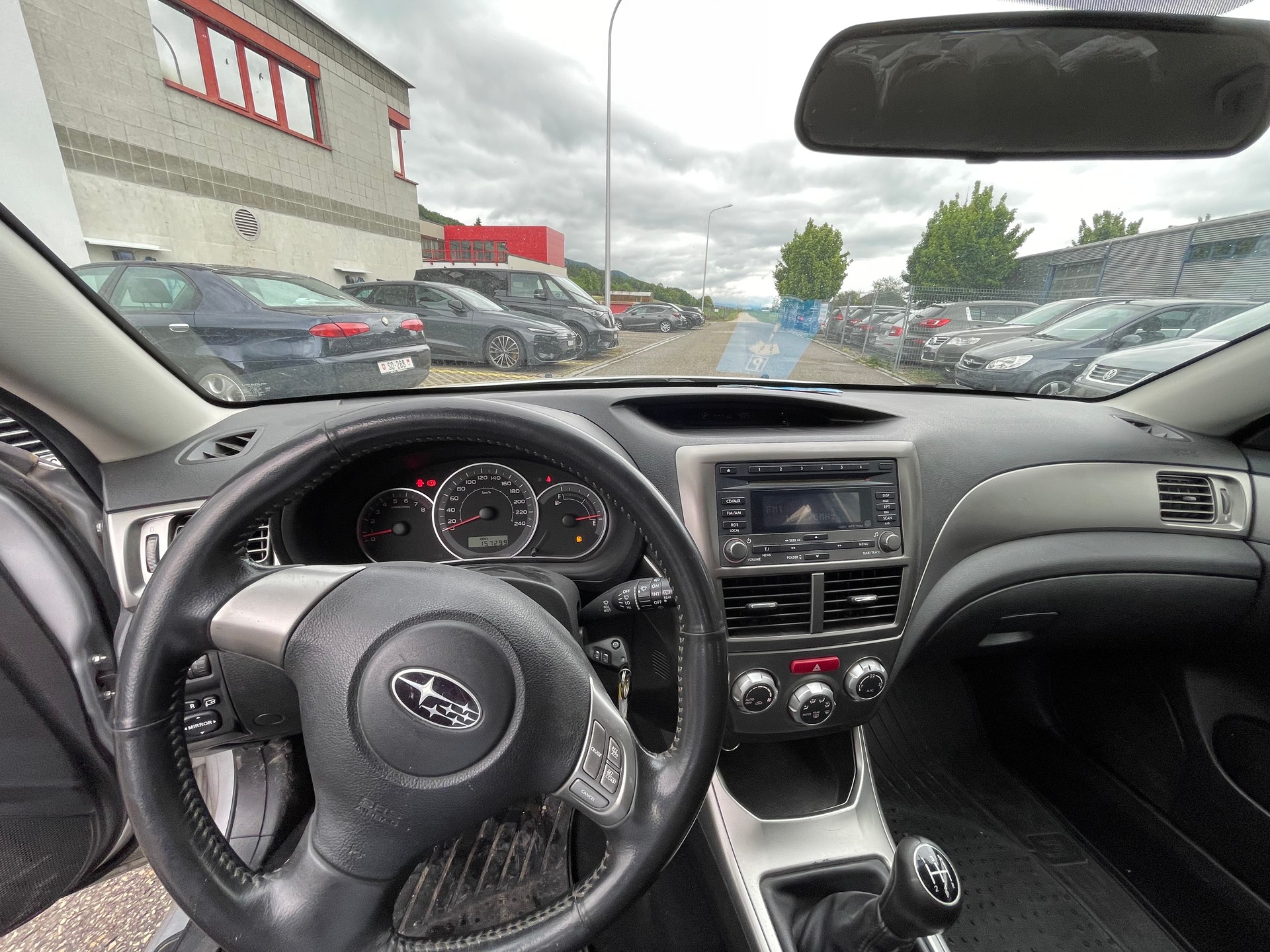 SUBARU Impreza 1.5R Swiss-image-12