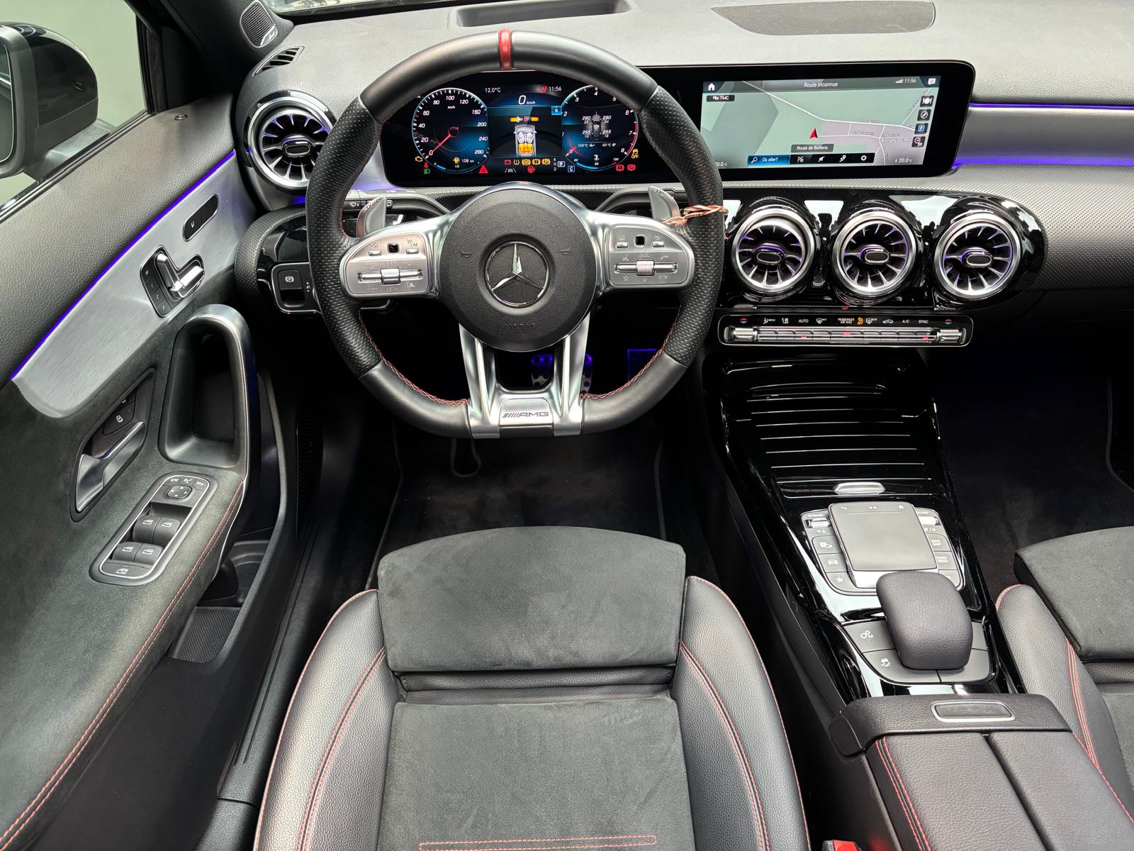 MERCEDES-BENZ A 35 AMG 4Matic Speedshift-image-18