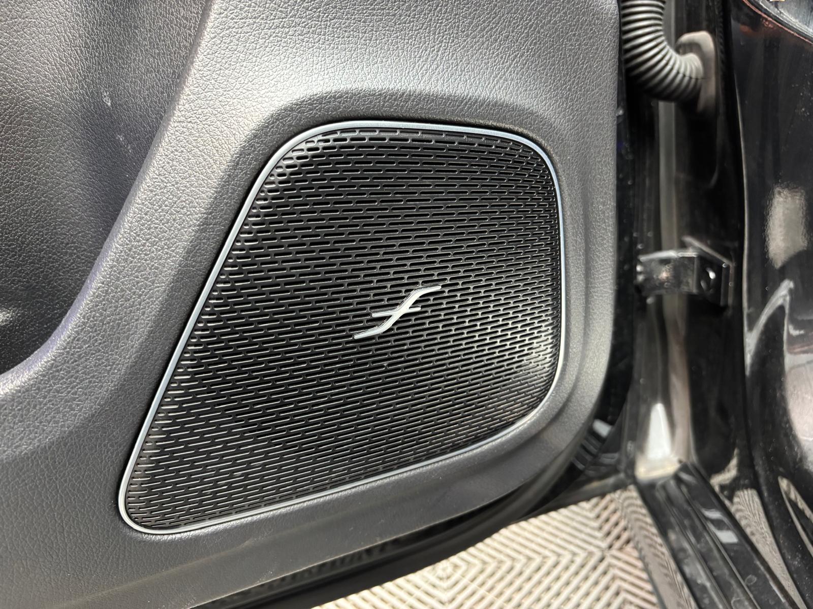 MERCEDES-BENZ A 35 AMG 4Matic Speedshift-image-23