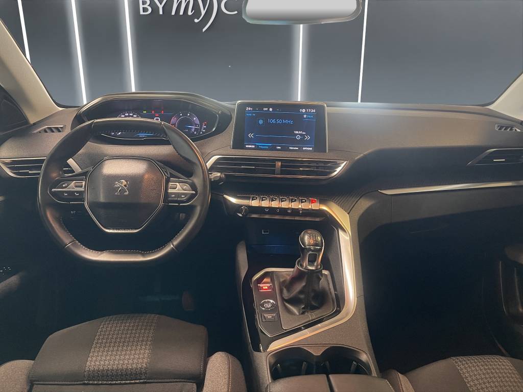 PEUGEOT 3008 1.5 BlueHDi Active Pack-image-5