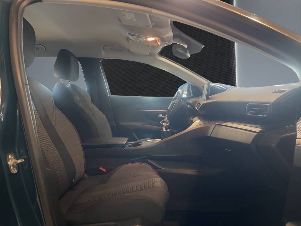 PEUGEOT 3008 1.5 BlueHDi Active Pack-image-10