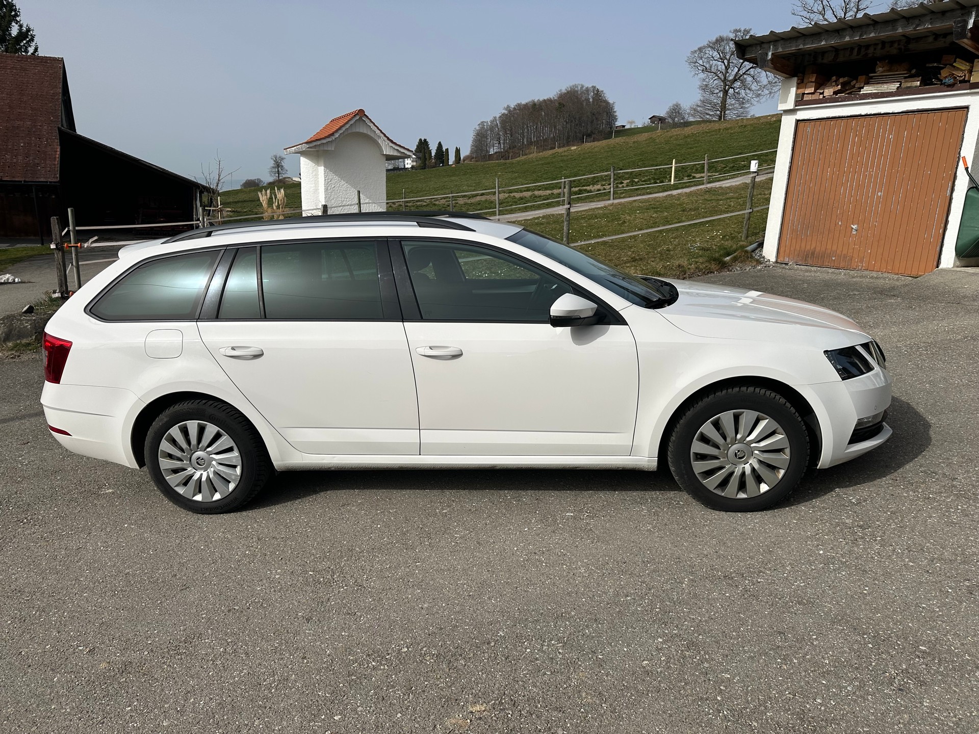 SKODA 2.0 TDI 184 Ambition 4x4 DSG-image-3