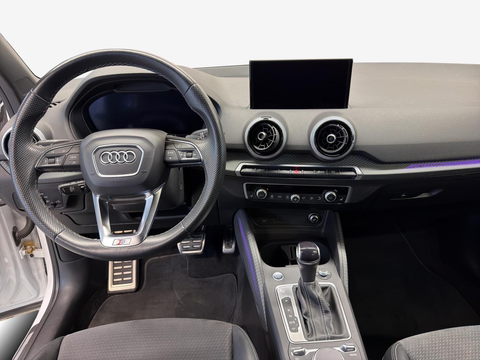AUDI Q2 40 TFSI S line Attraction quattro S-tronic-image-8