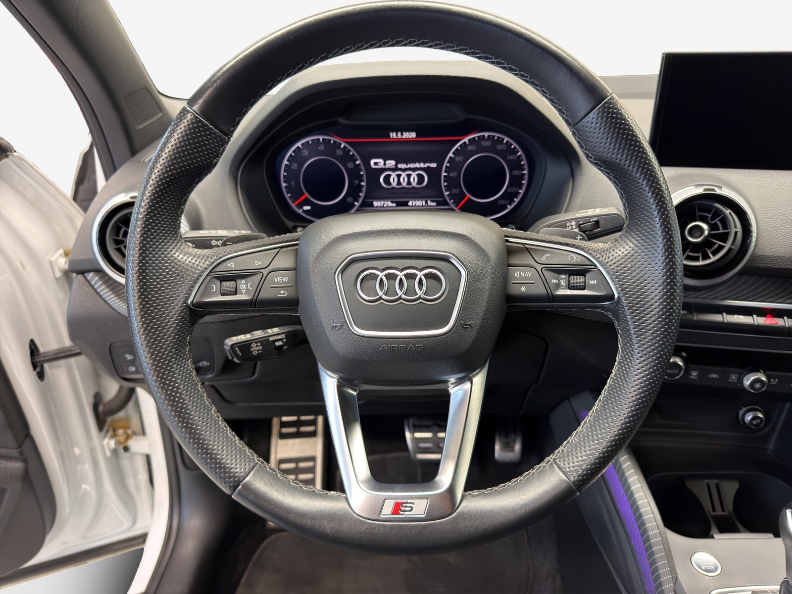 AUDI Q2 40 TFSI S line Attraction quattro S-tronic-image-9