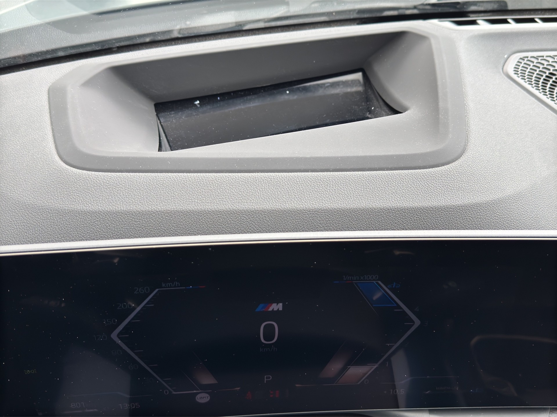 BMW 320d M Sport 48V Steptronic-image-11