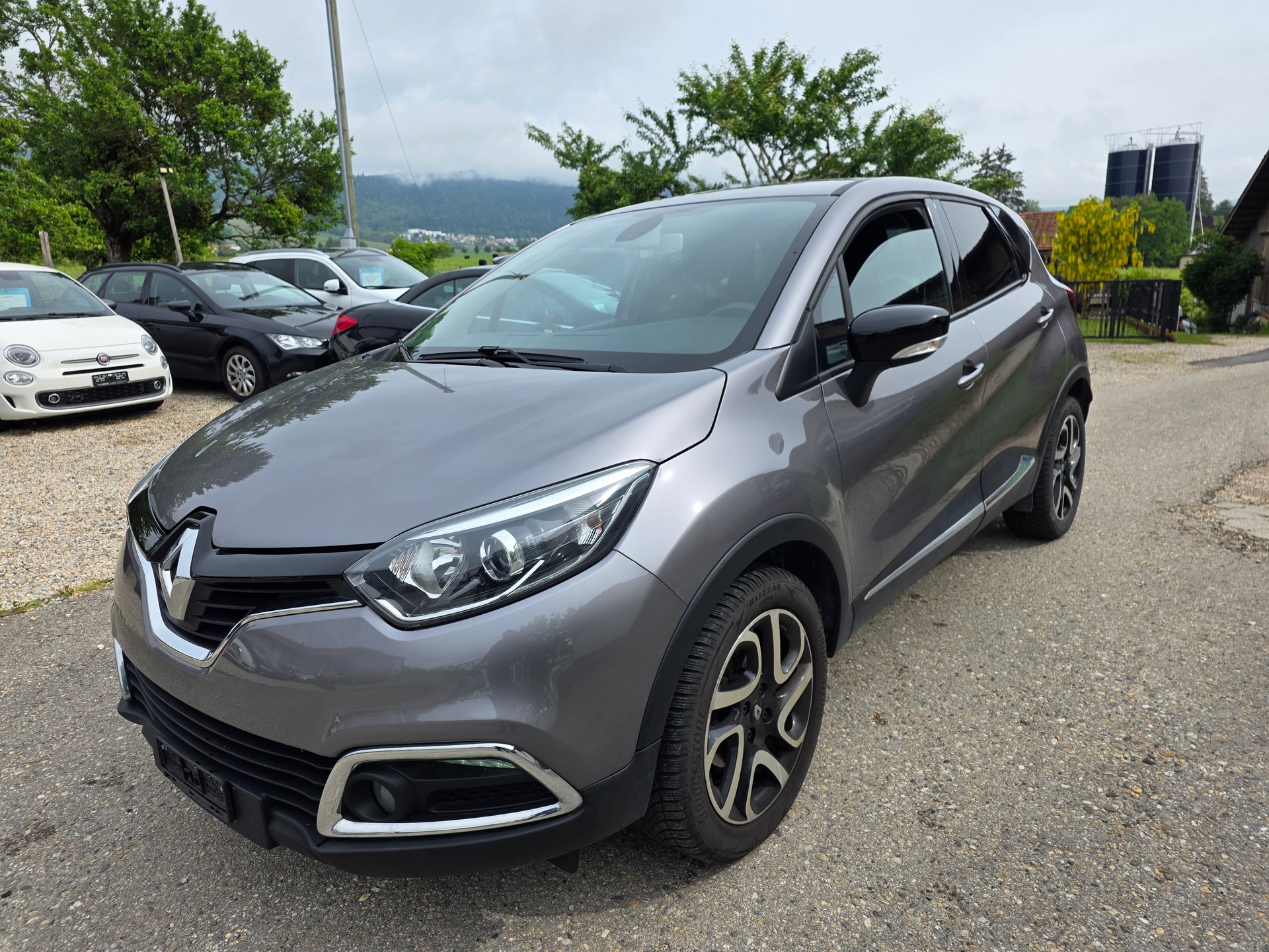 RENAULT Captur 1.2 T 16V Dynamique EDC-image-0