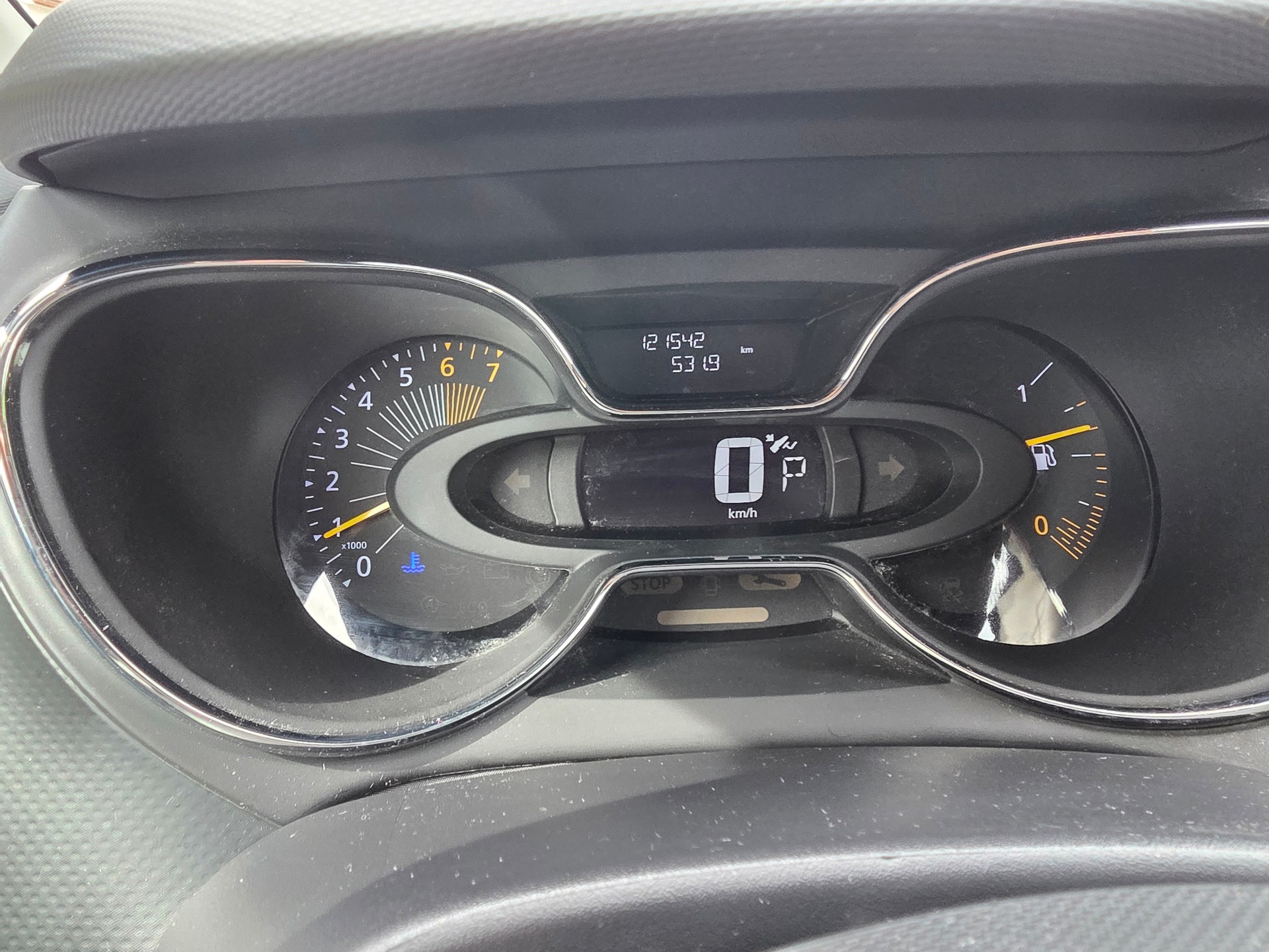 RENAULT Captur 1.2 T 16V Dynamique EDC-image-6