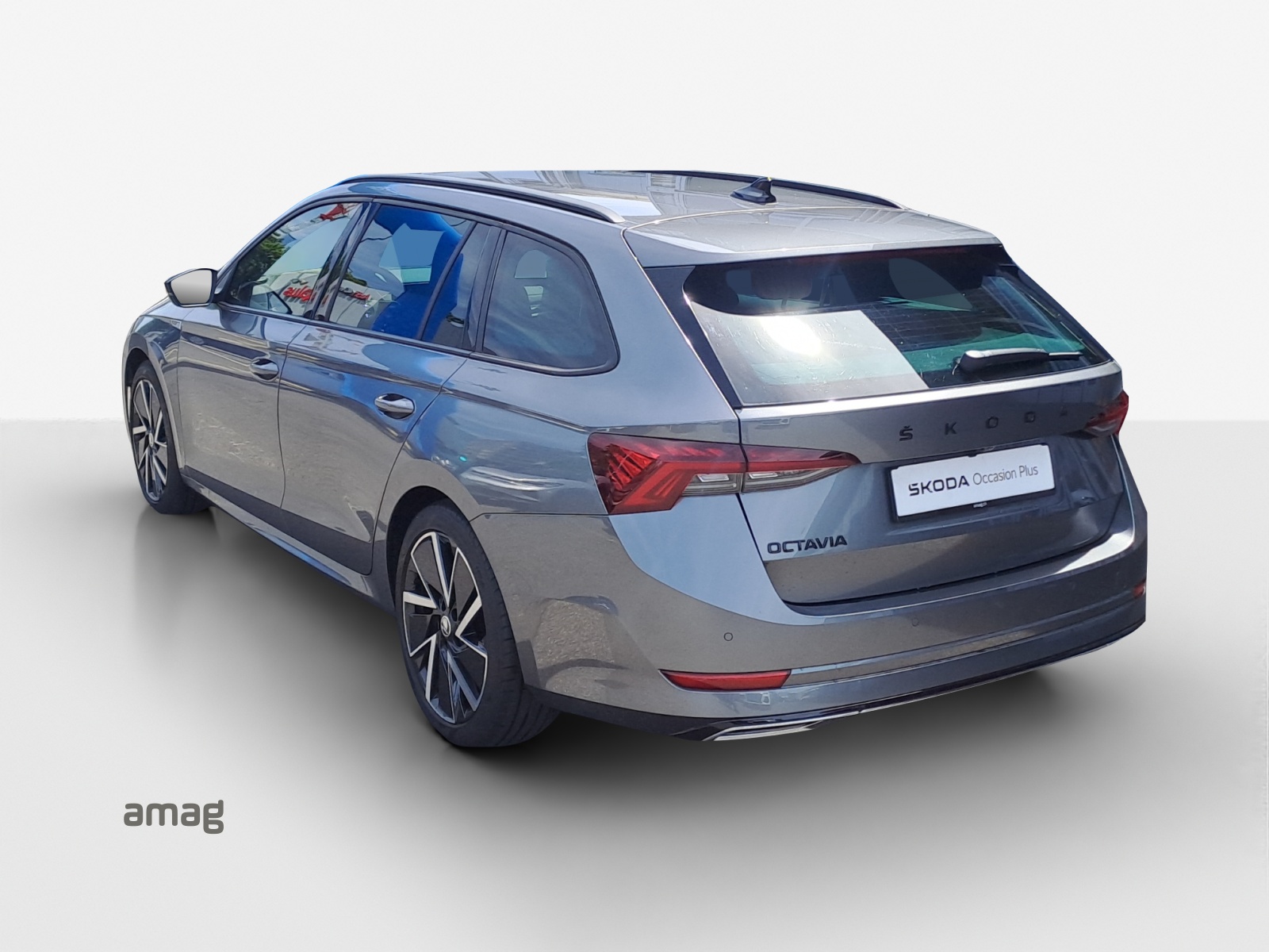 SKODA Octavia Combi 2.0 TSI SportLine DSG 4x4-image-2