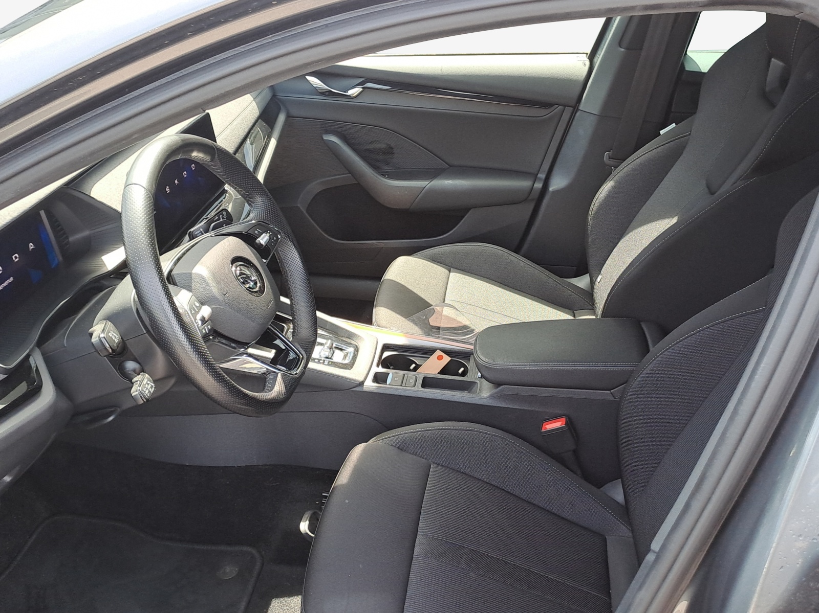 SKODA Octavia Combi 2.0 TSI SportLine DSG 4x4-image-7