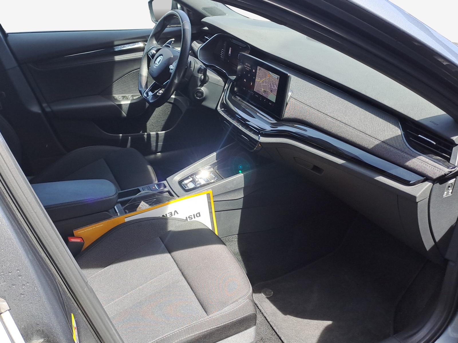 SKODA Octavia Combi 2.0 TSI SportLine DSG 4x4-image-13