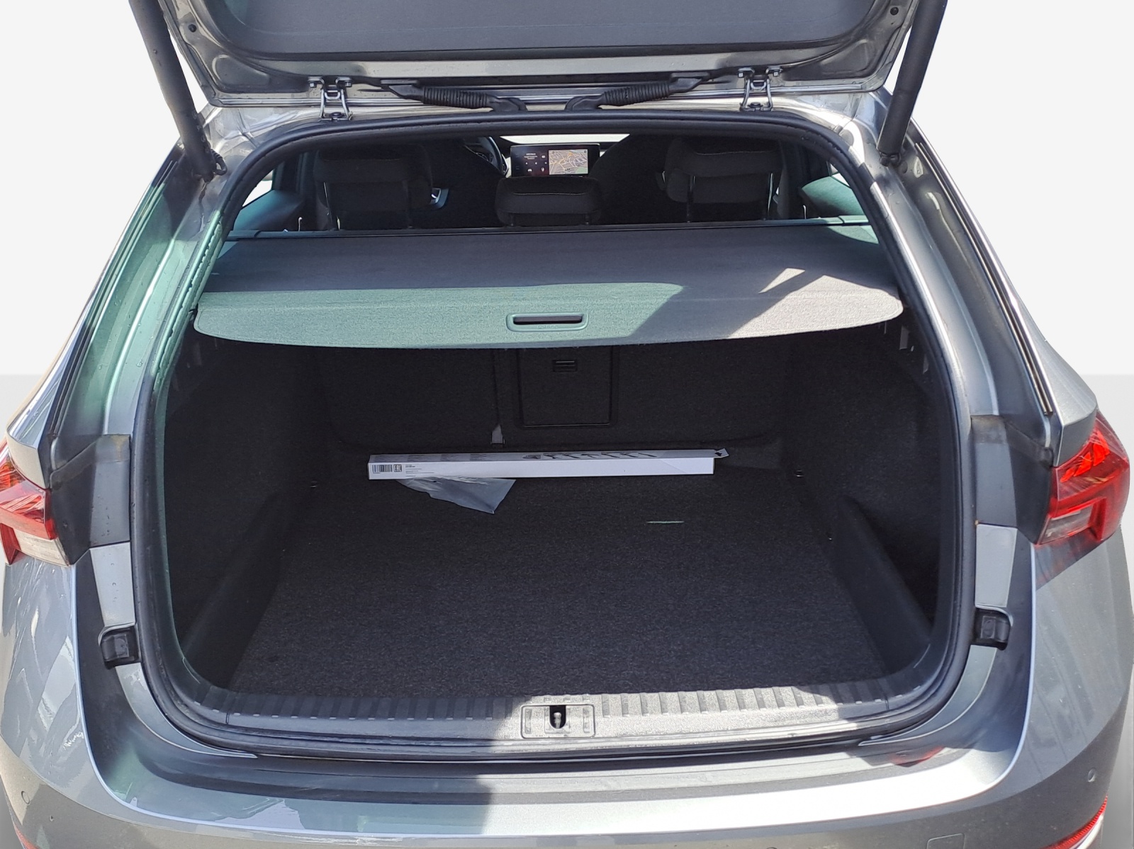SKODA Octavia Combi 2.0 TSI SportLine DSG 4x4-image-12
