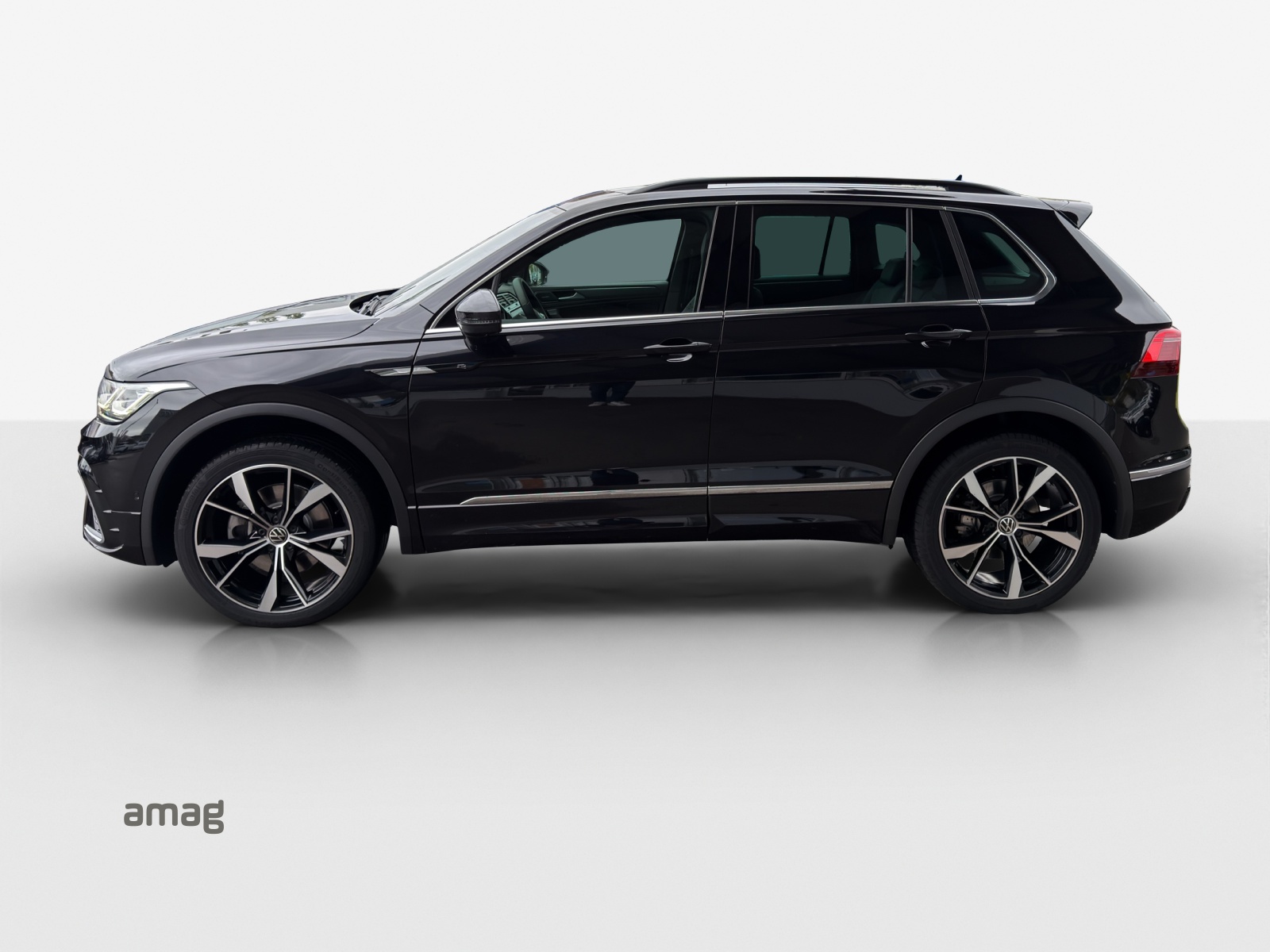 VW Tiguan 2.0TSI R-Line 4Motion DSG-image-1