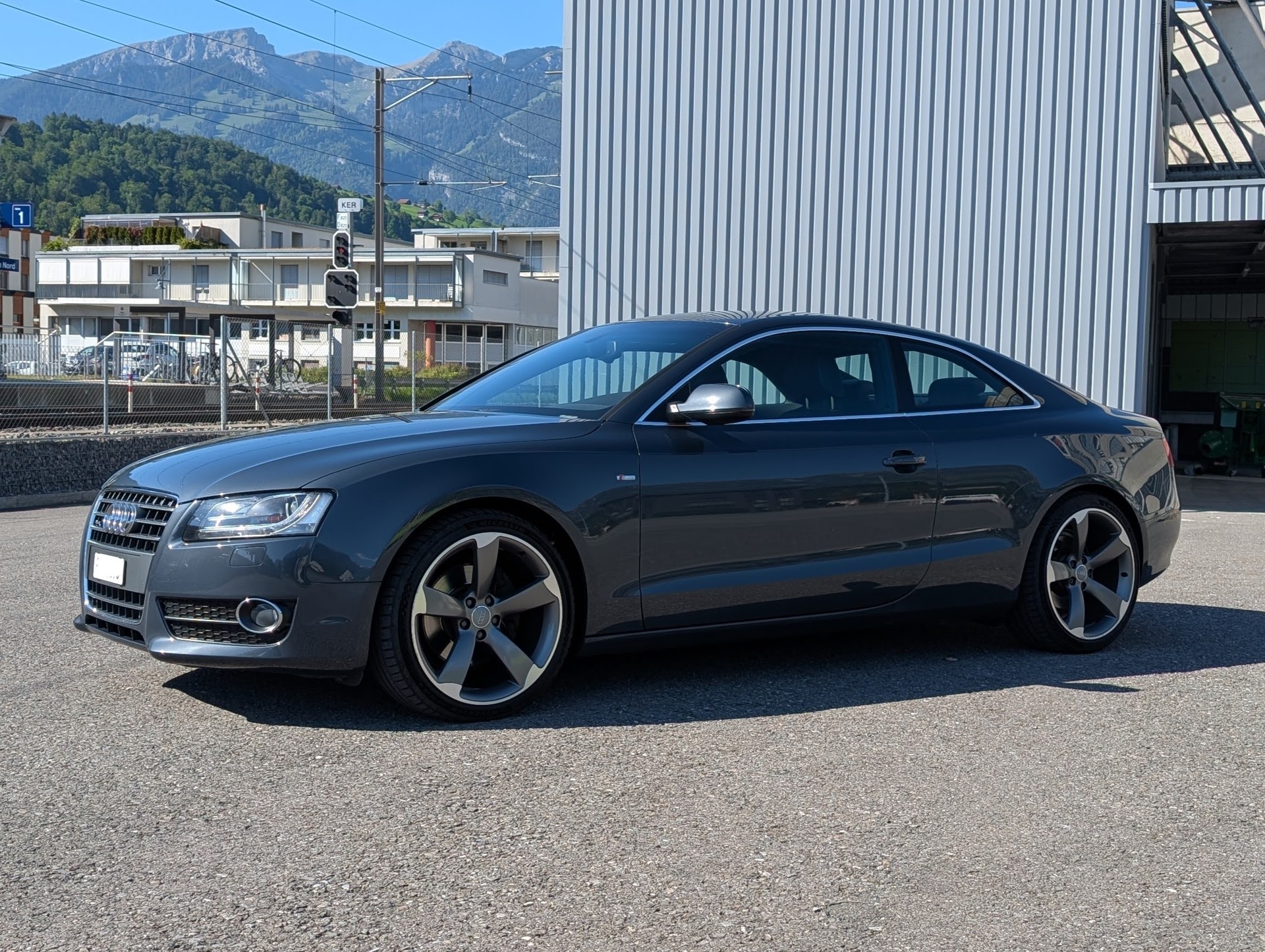 AUDI A5 Coupé 2.0 TFSI quattro S-Tronic-image-1