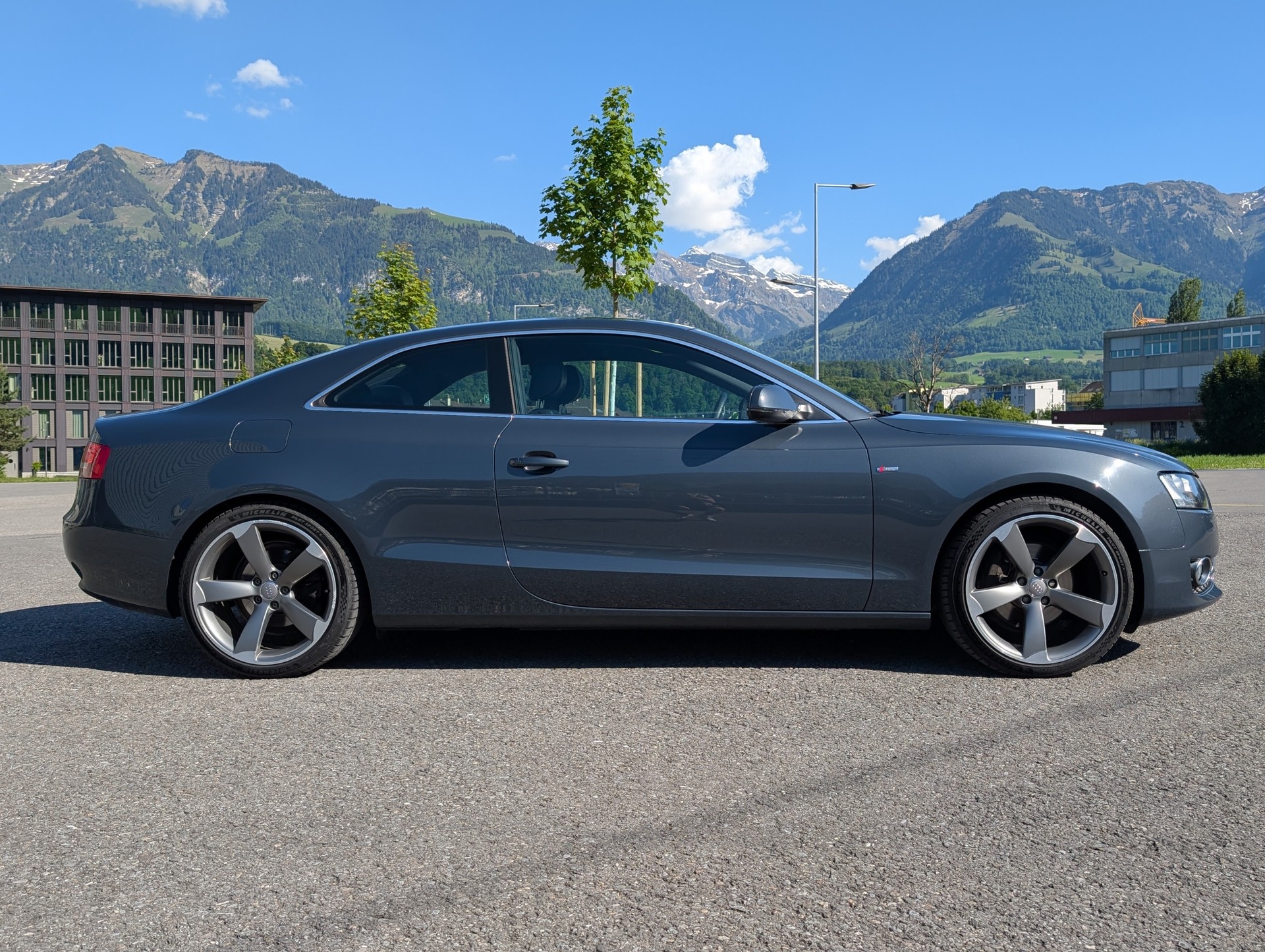 AUDI A5 Coupé 2.0 TFSI quattro S-Tronic-image-4