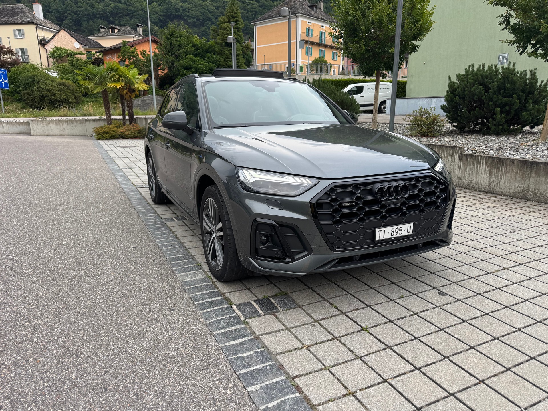 AUDI Q5 40 TDI S-line quattro S-tronic