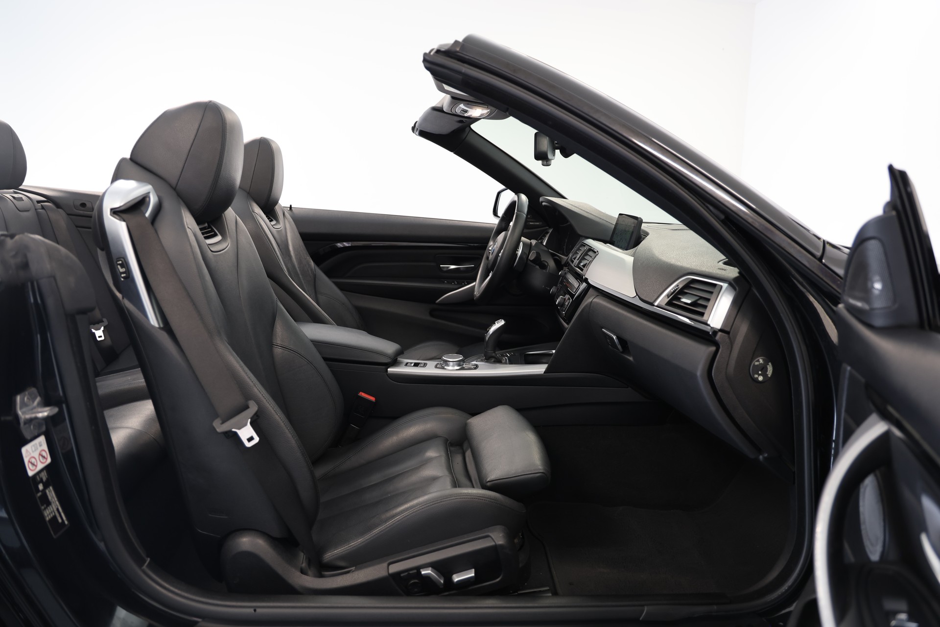 BMW 435d Cabriolet xDrive M Sport Steptronic-image-11