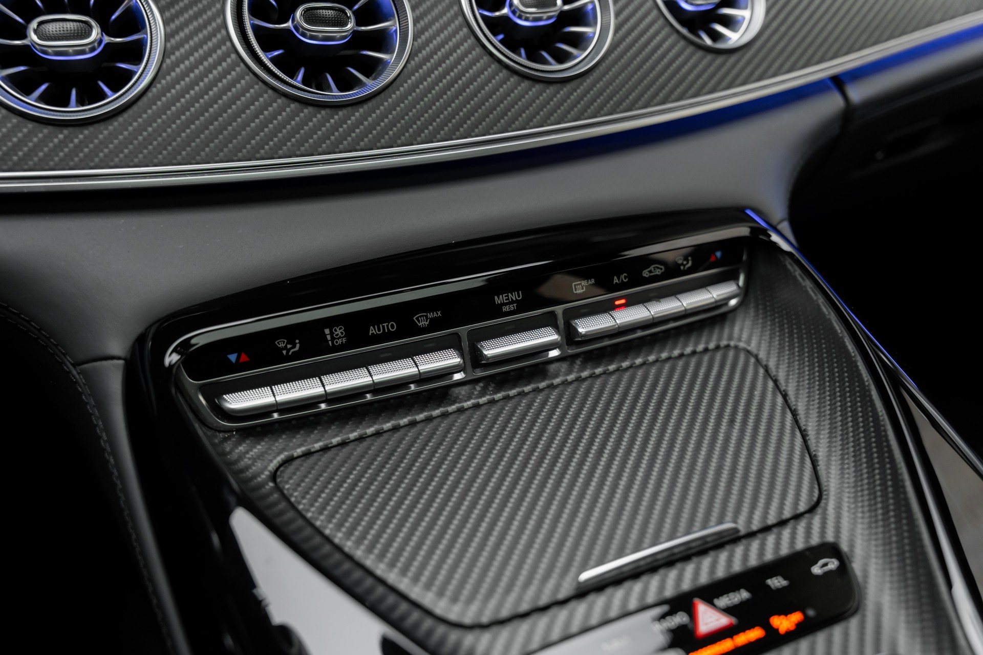 MERCEDES-BENZ AMG GT 4 53 4Matic+ Speedshift TCT-image-13