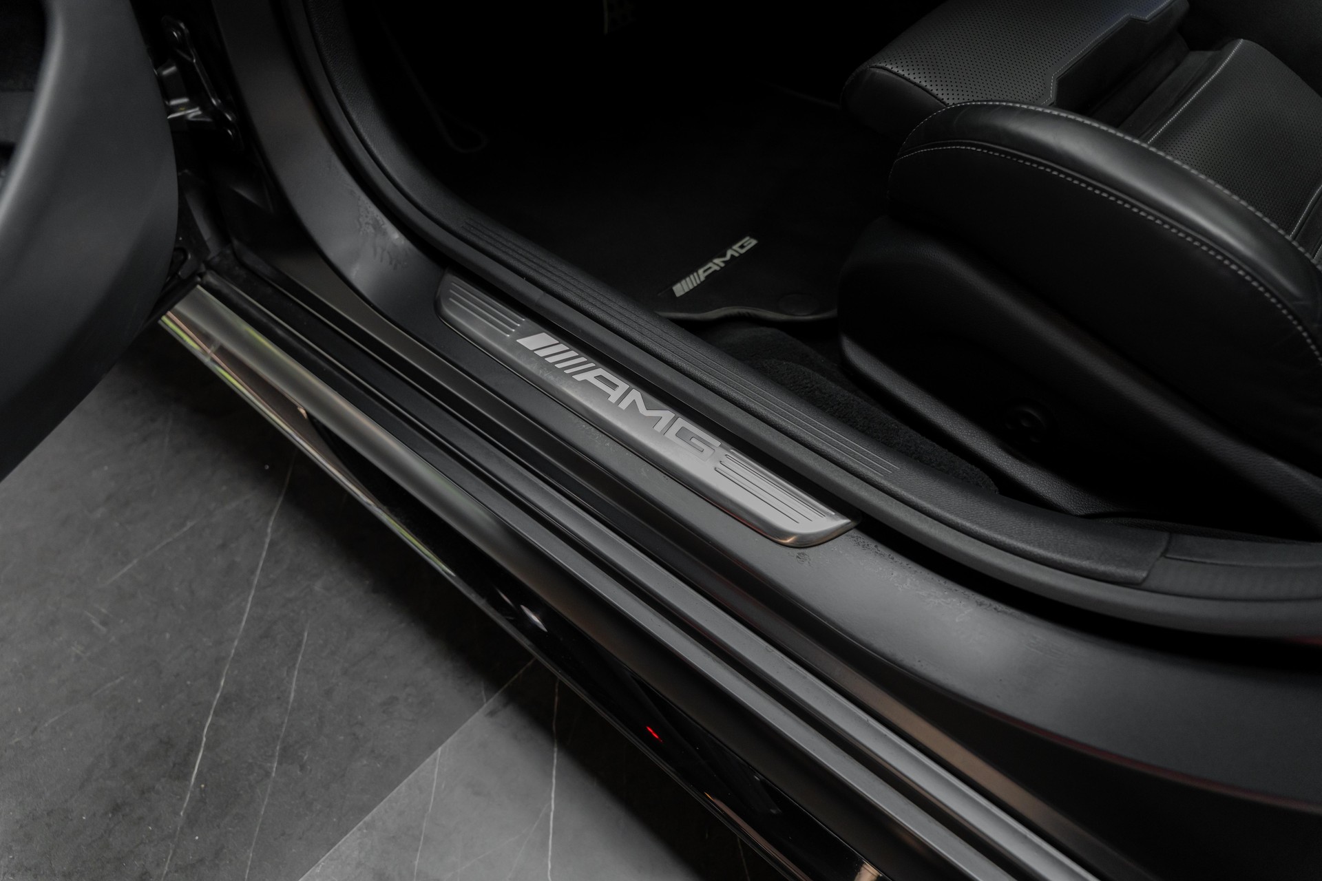 MERCEDES-BENZ AMG GT 4 53 4Matic+ Speedshift TCT-image-23