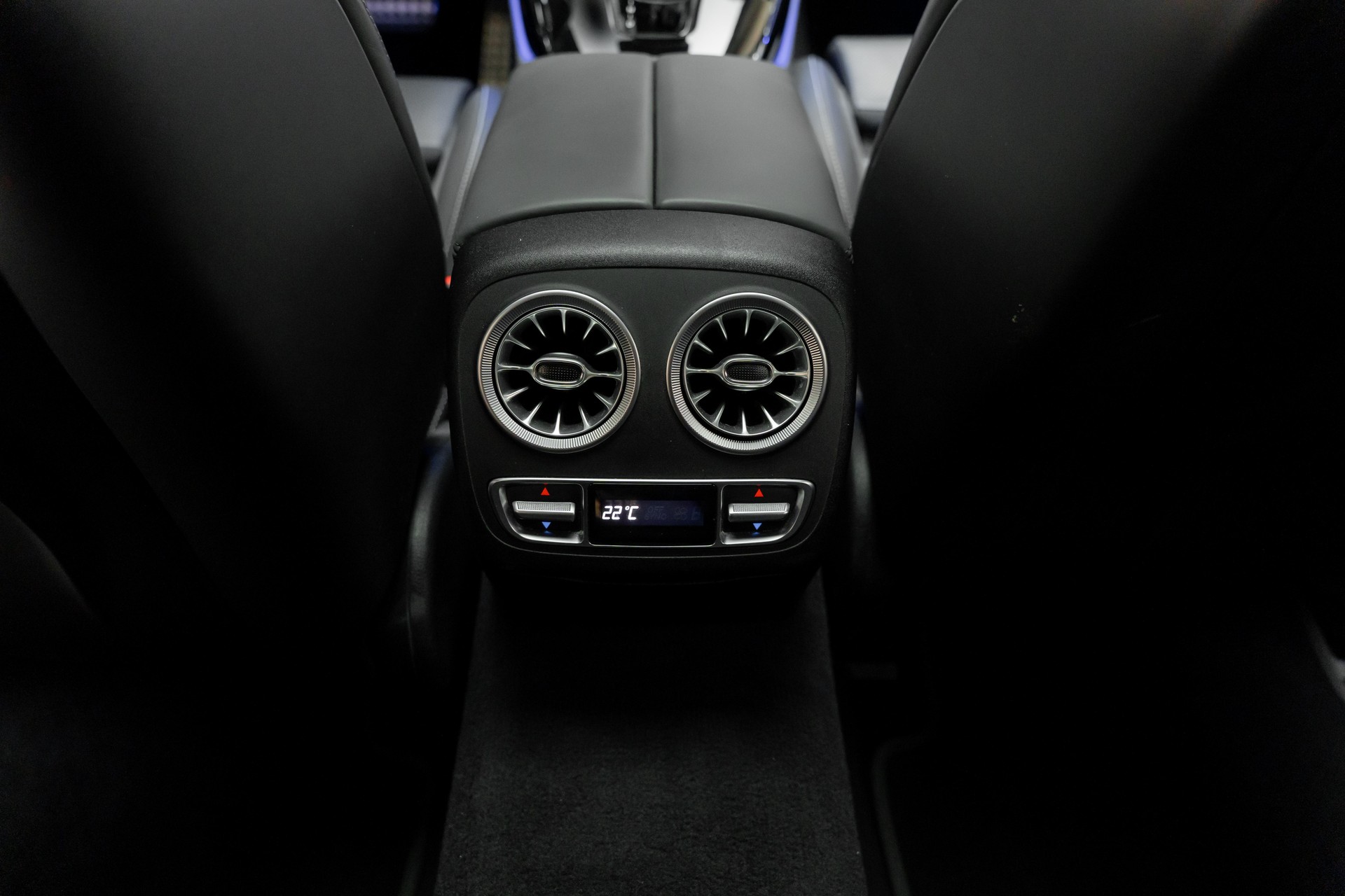 MERCEDES-BENZ AMG GT 4 53 4Matic+ Speedshift TCT-image-8