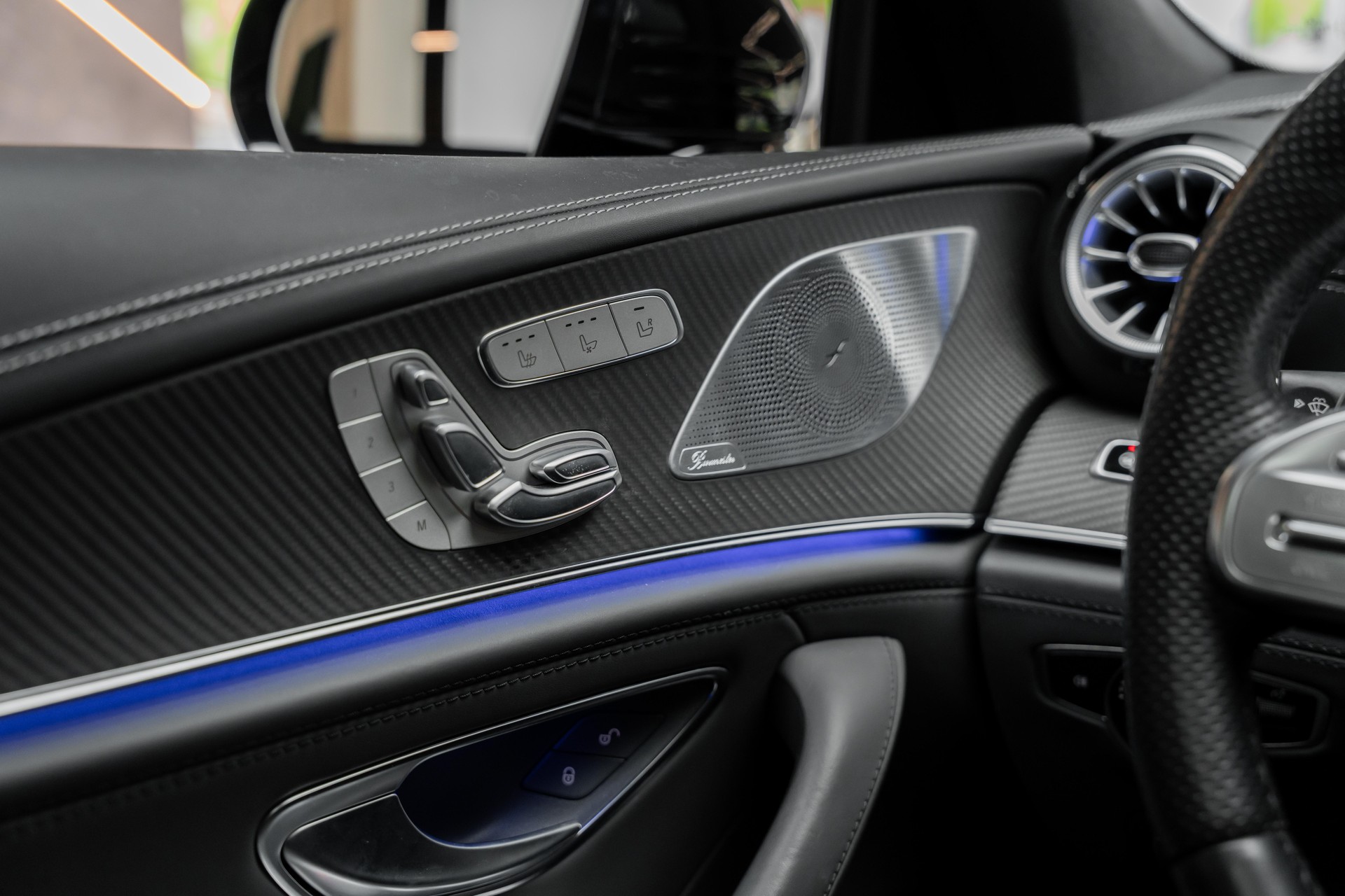 MERCEDES-BENZ AMG GT 4 53 4Matic+ Speedshift TCT-image-19