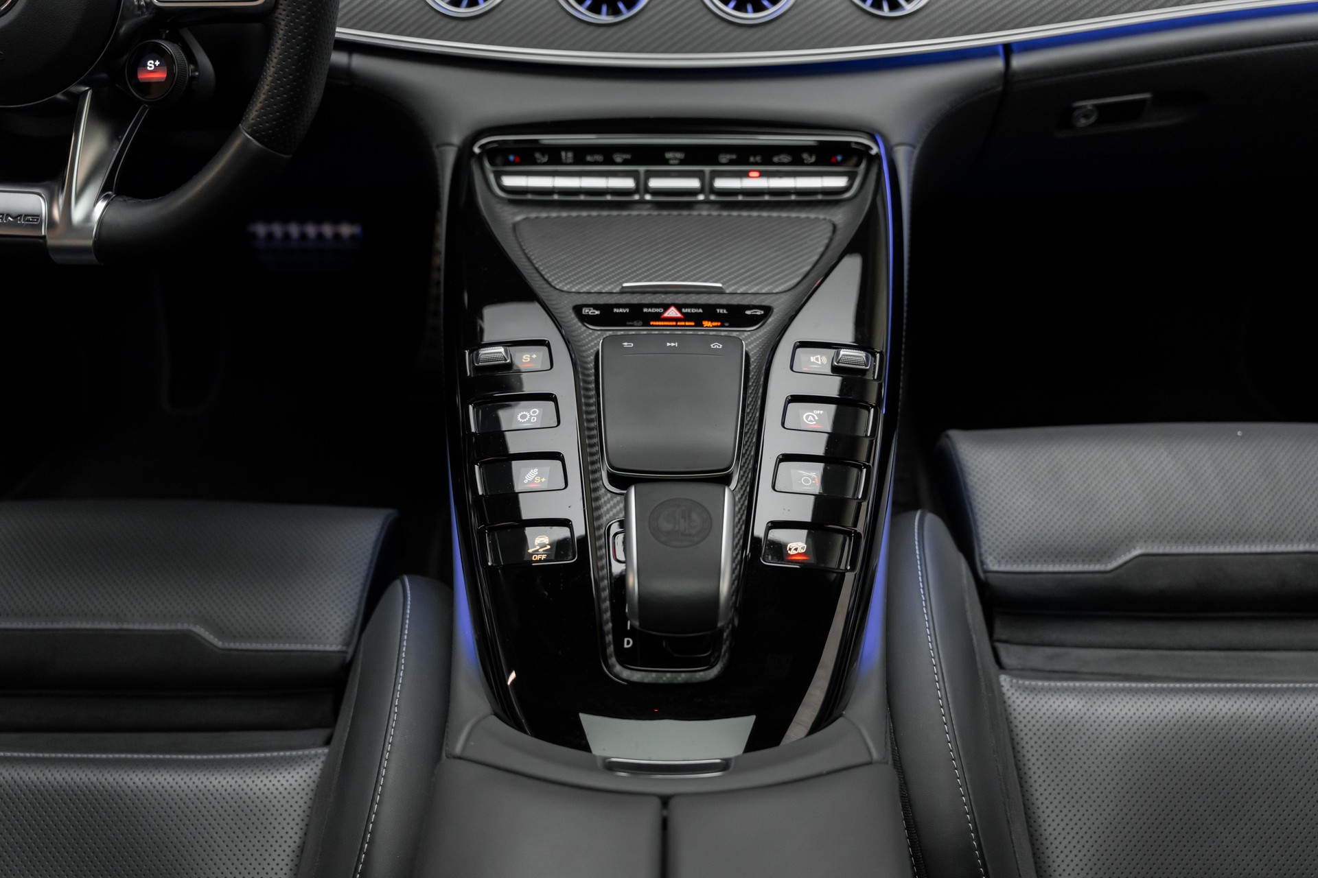 MERCEDES-BENZ AMG GT 4 53 4Matic+ Speedshift TCT-image-21