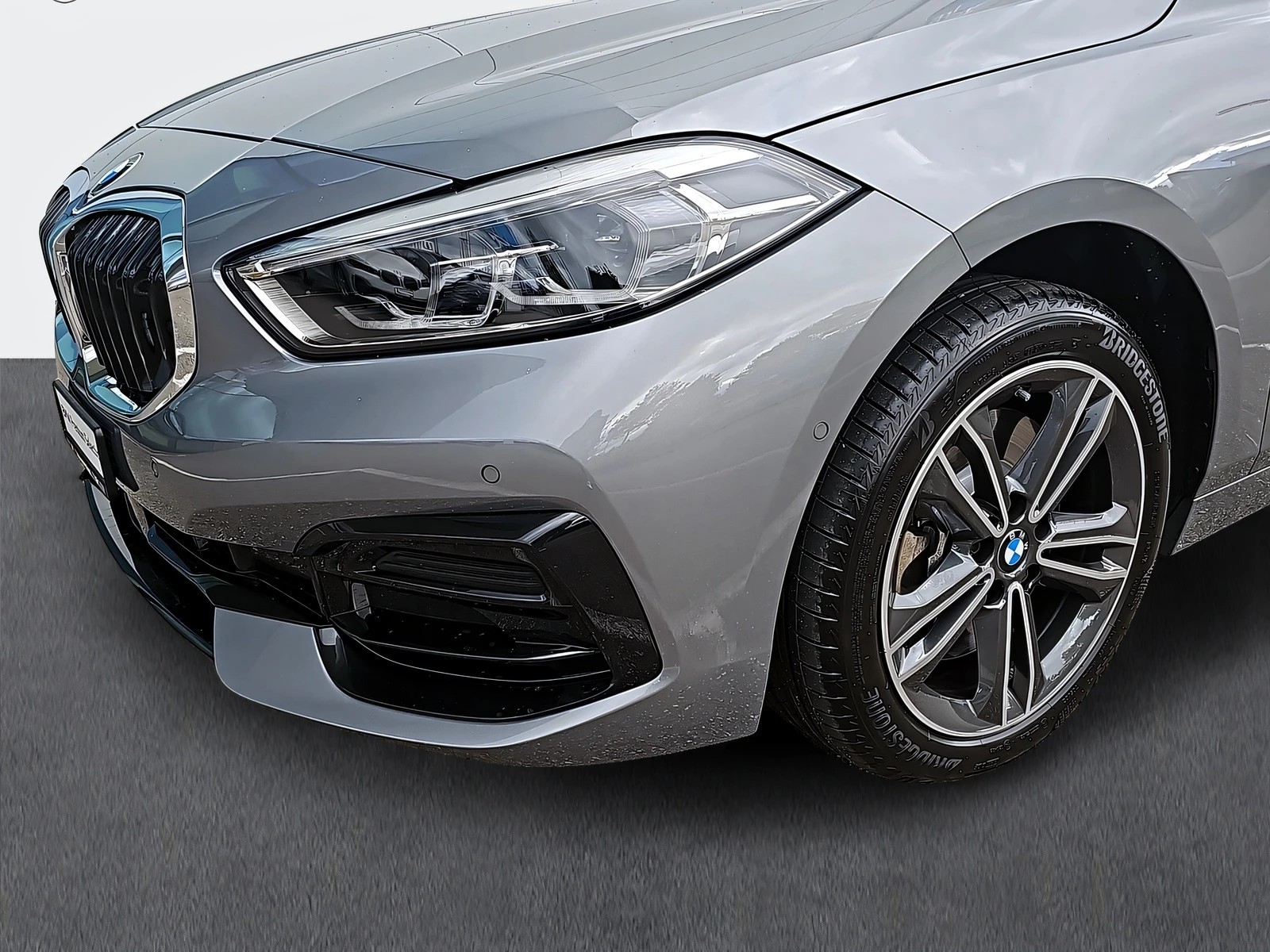 BMW 120d xDrive Sport Line-image-15