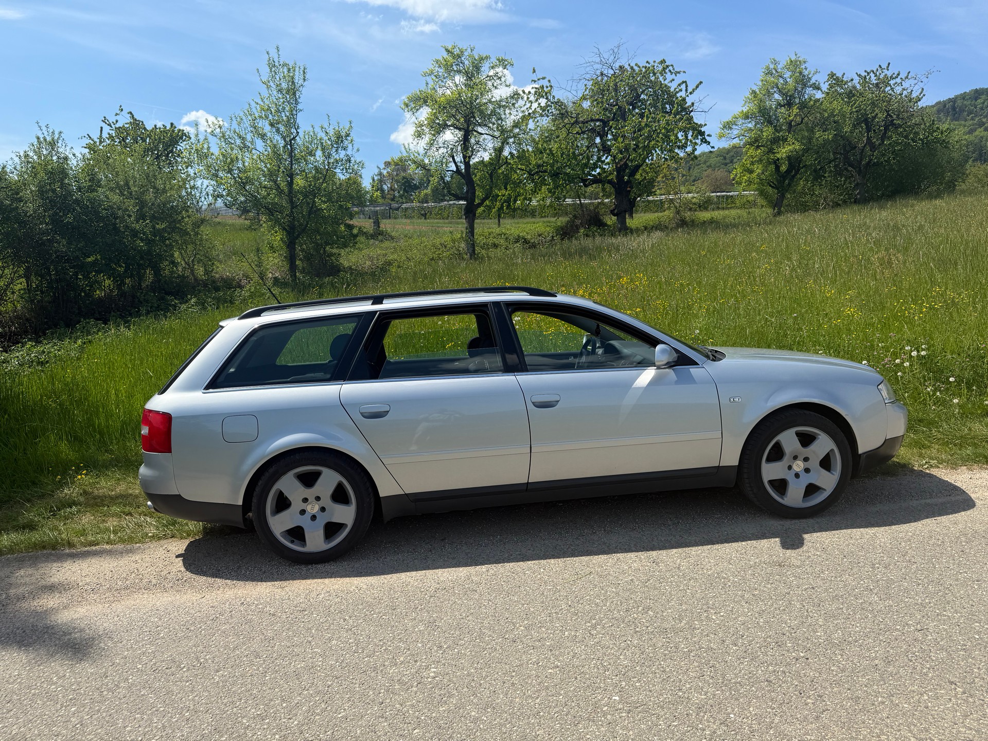 AUDI 3.0 V6 30V quattro-image-0