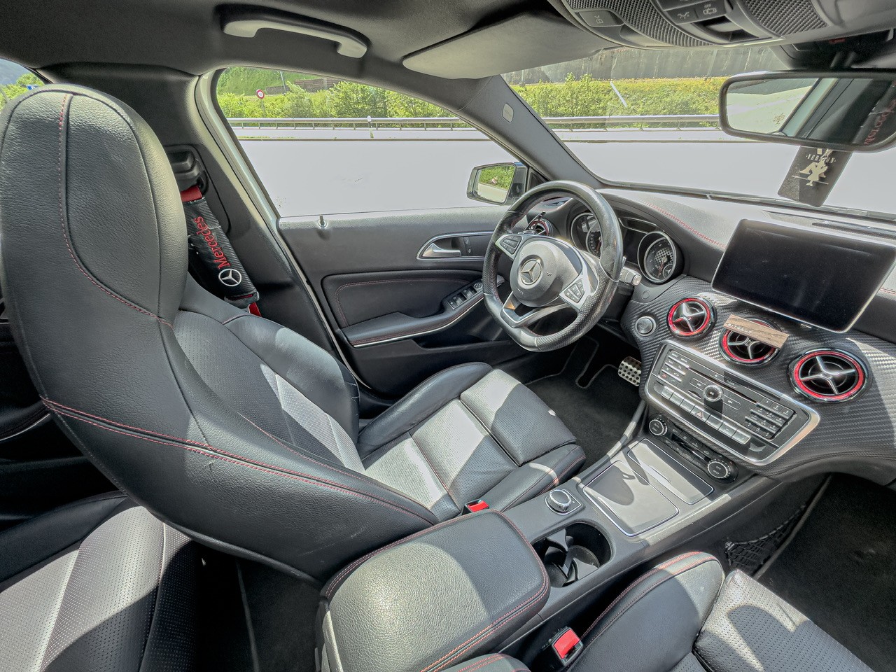 MERCEDES-BENZ A 250 Sport 4m-image-12