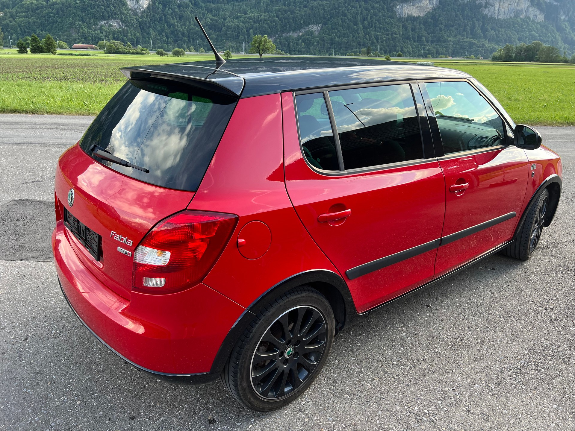 SKODA 1.2 TSI Monte Carlo-image-2