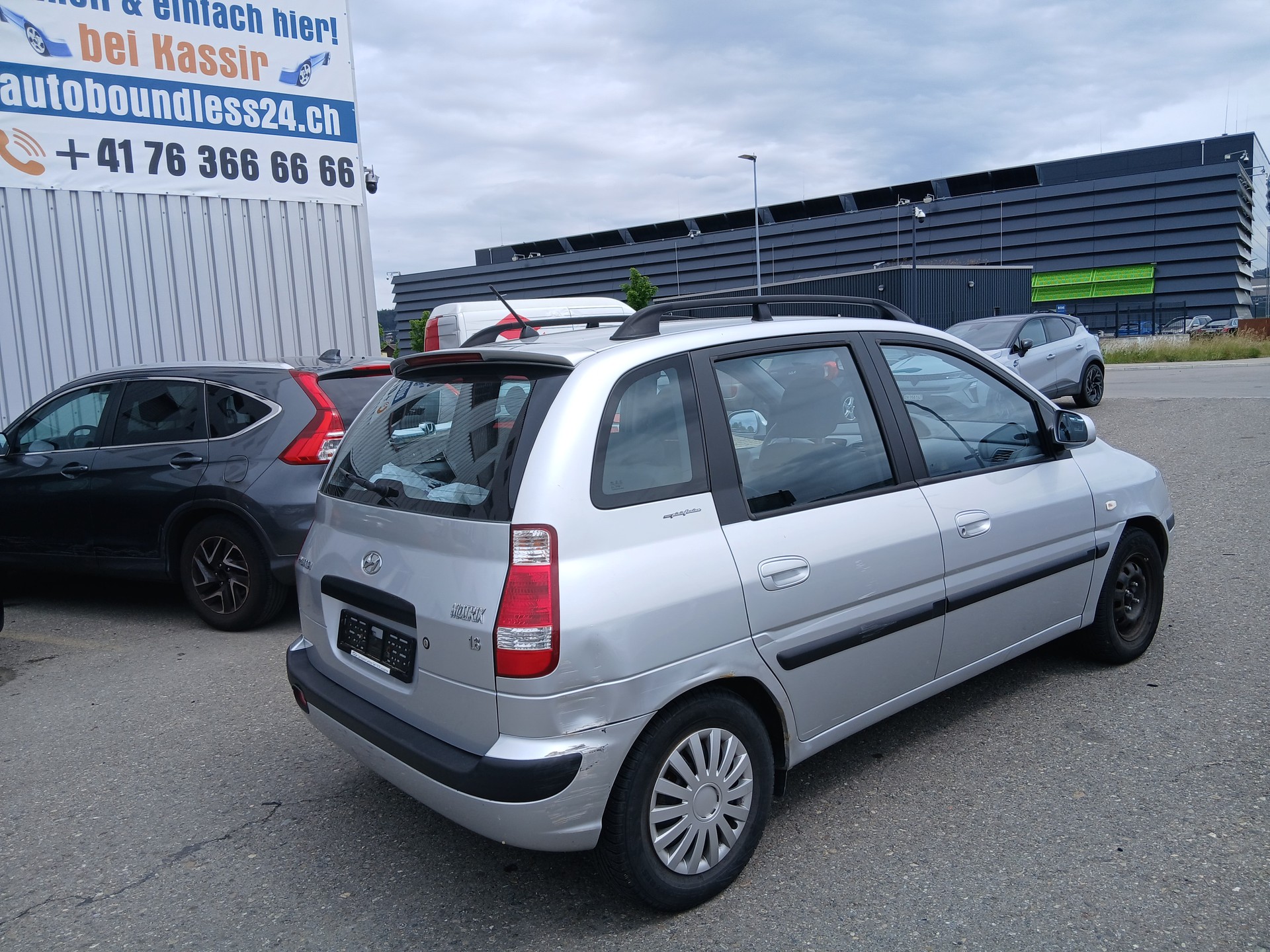 HYUNDAI Matrix 1.8i 16V Classic Automatic-image-3