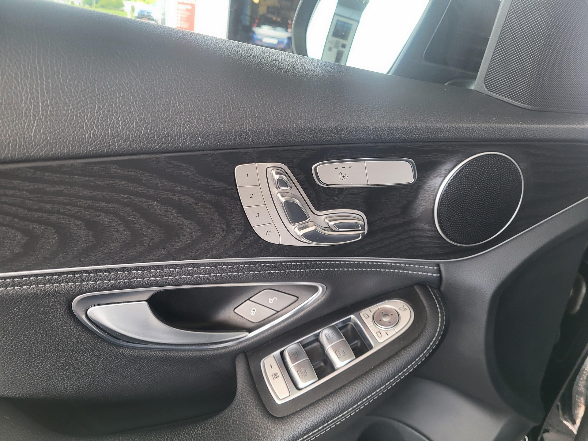 MERCEDES-BENZ C 200 Exclusive Kombi-image-8