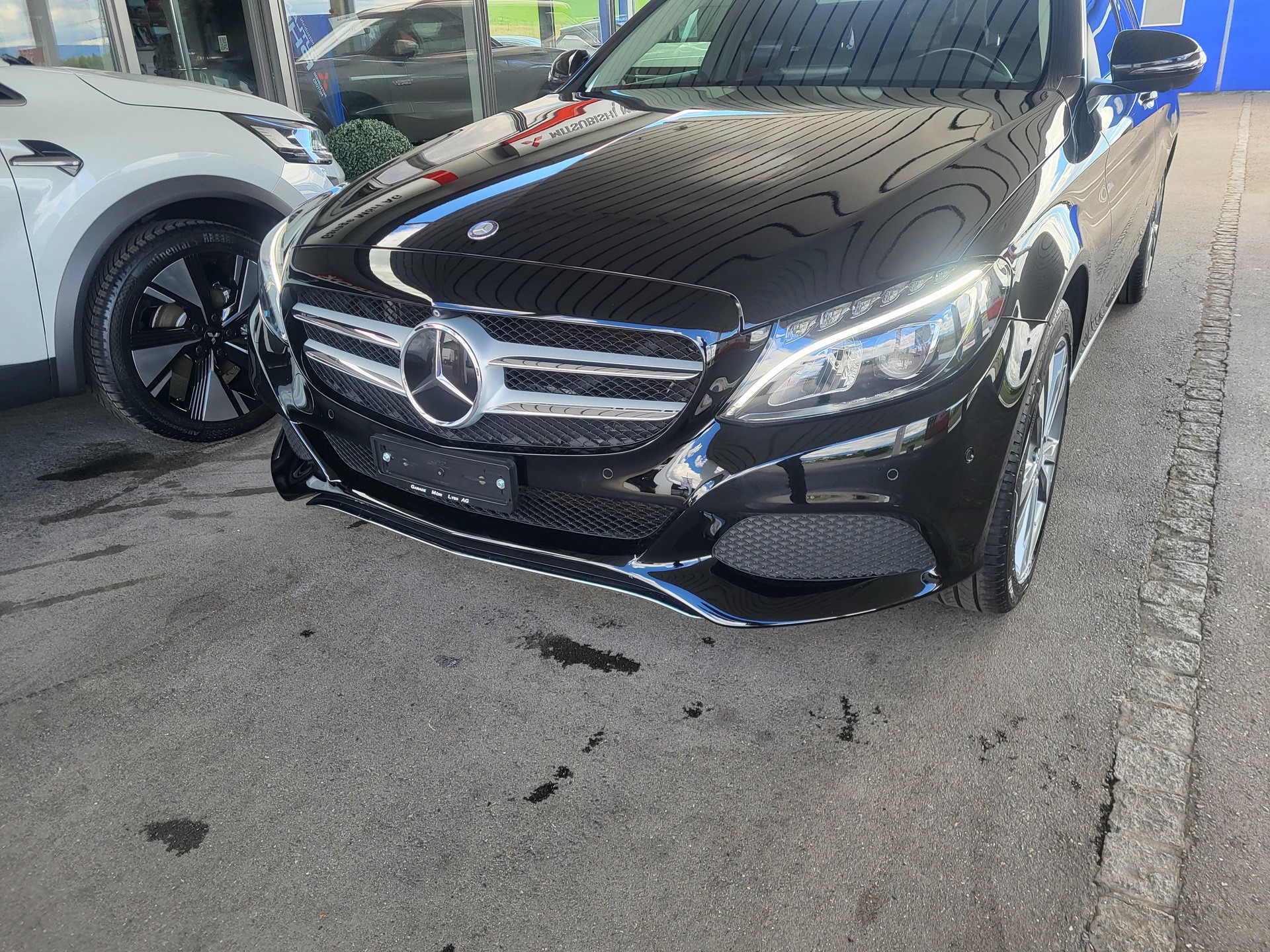 MERCEDES-BENZ C 200 Exclusive Kombi-image-1