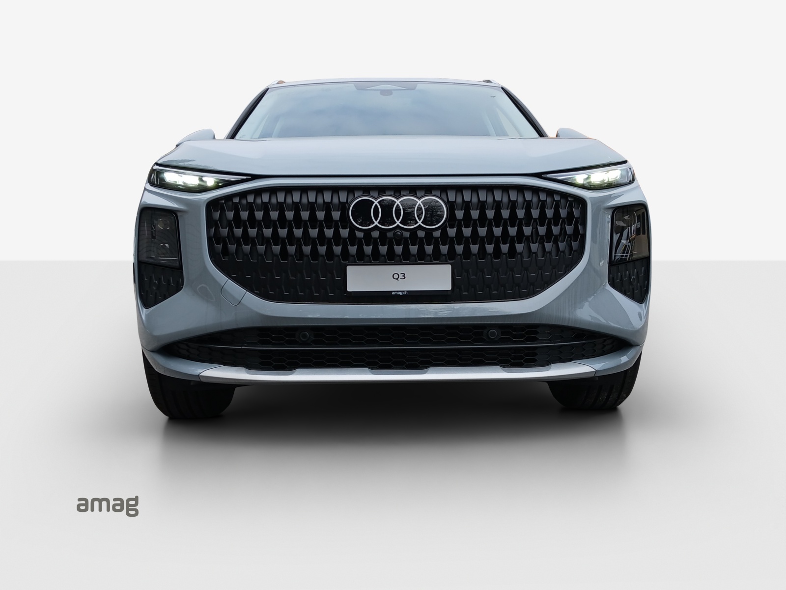 AUDI Q3 SUV 110 kW TFSI S tronic-image-6