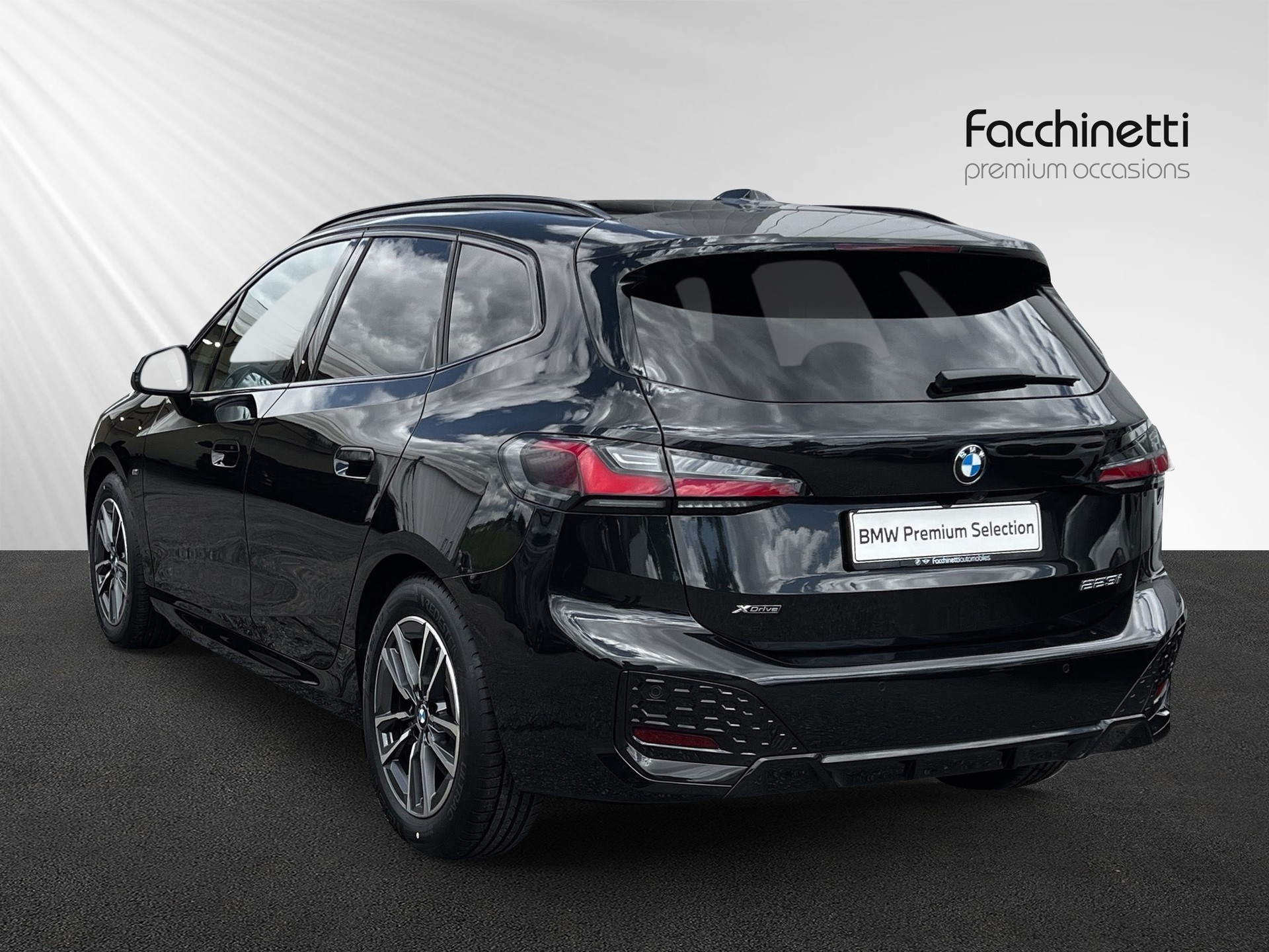 BMW 223i Active Tourer xDrive M Sport DKG-image-2