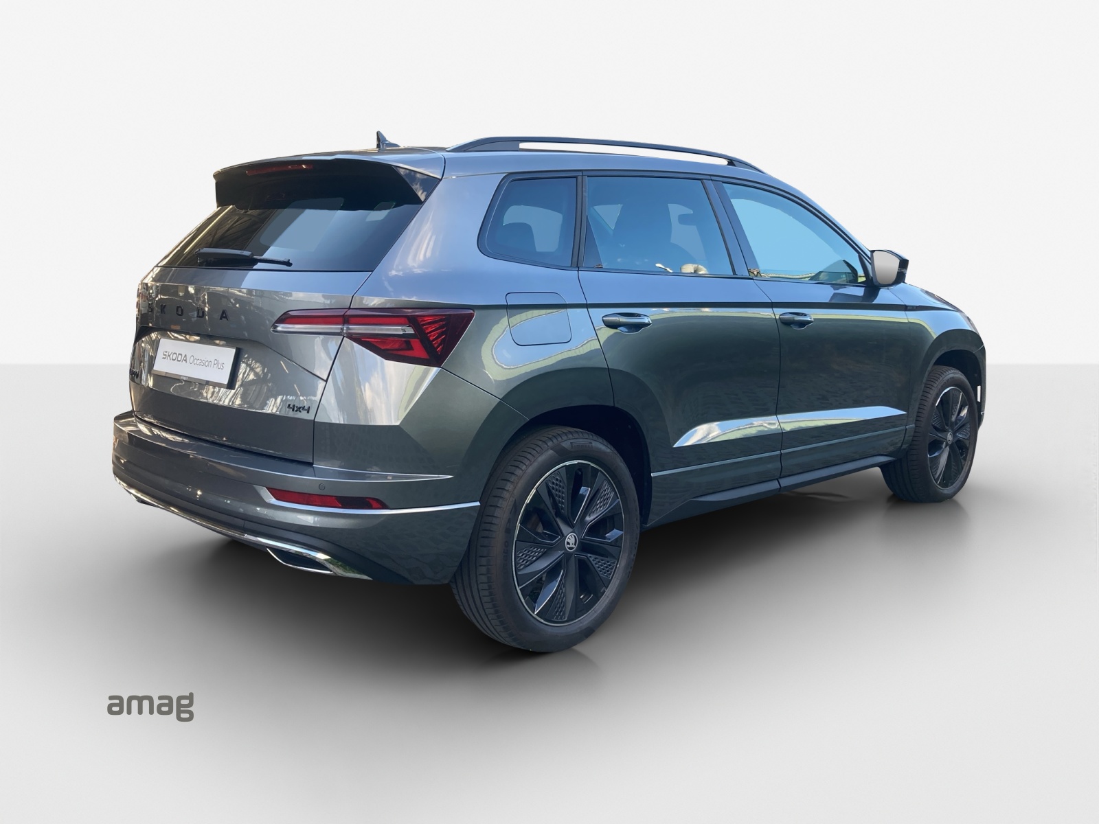 SKODA Karoq 2.0 TSI SportLine 4x4 DSG-image-2