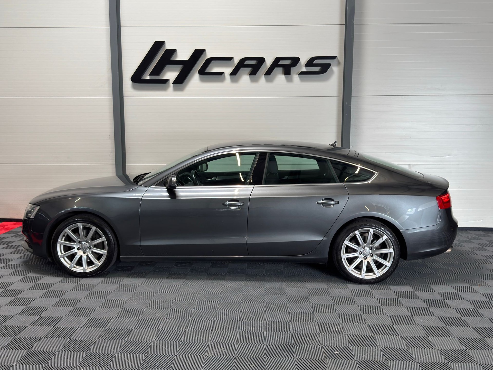 AUDI A5 Sportback 2.0 TFSI 225 quattro-image-1