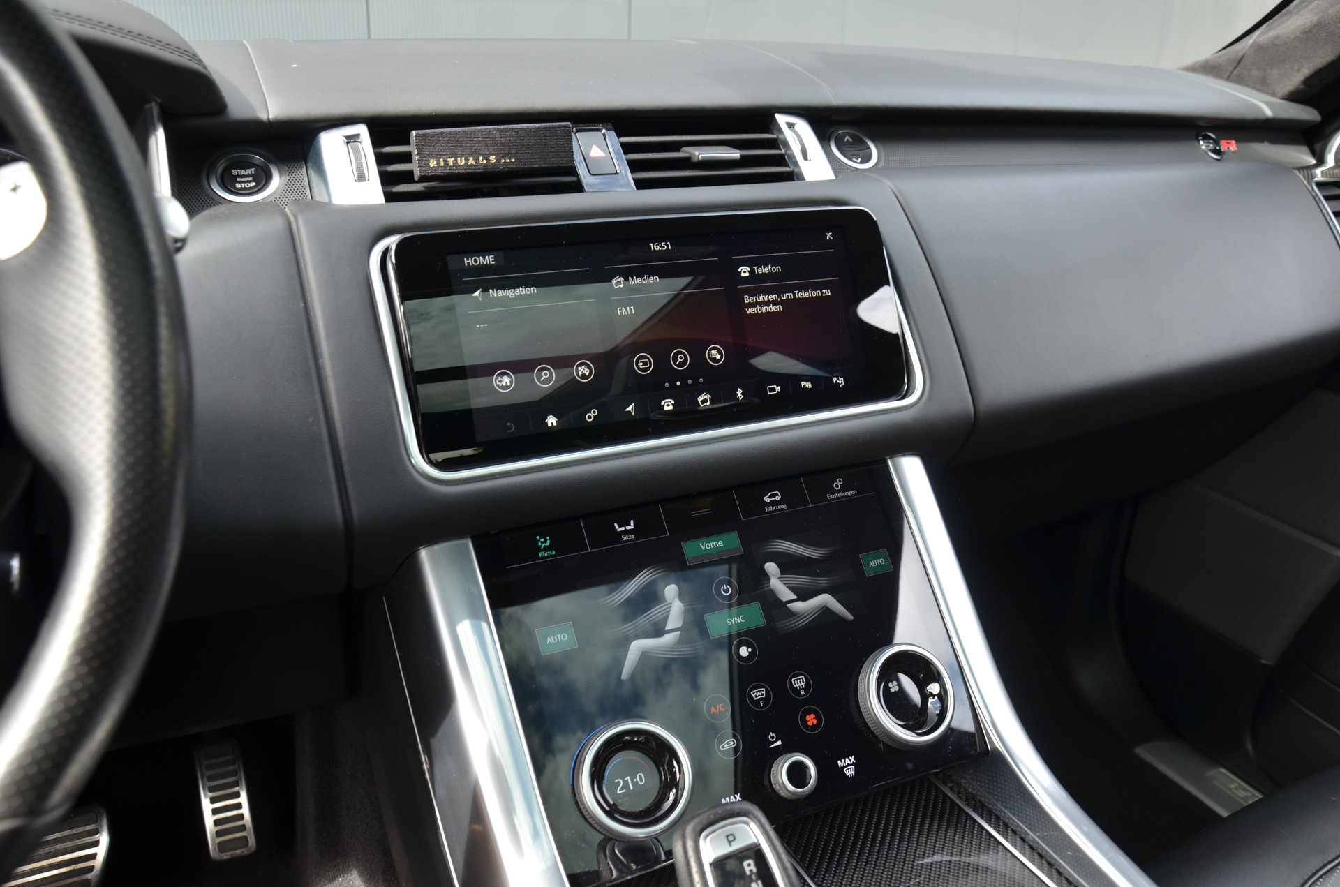 LAND ROVER Range Rover Sport 5.0 V8 S/C SVR Automatic-image-19